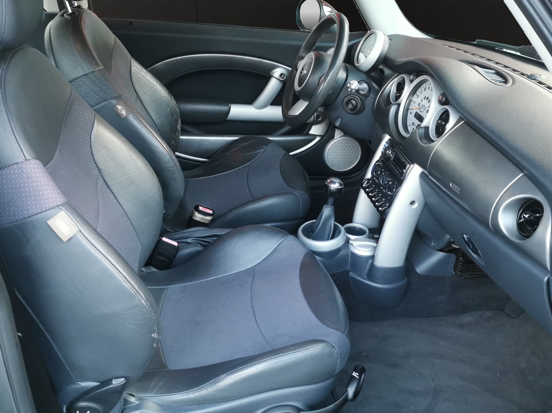 MINI Mini Cooper S-image-14