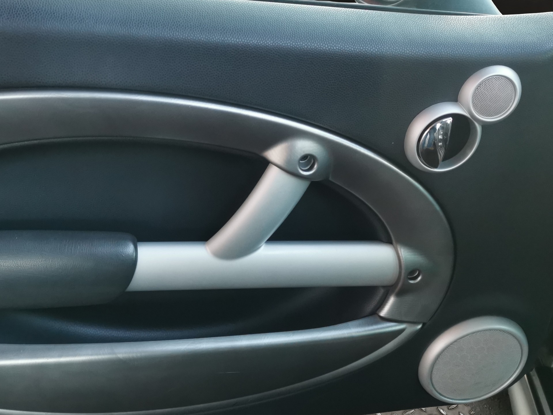 MINI Mini Cooper S-image-12