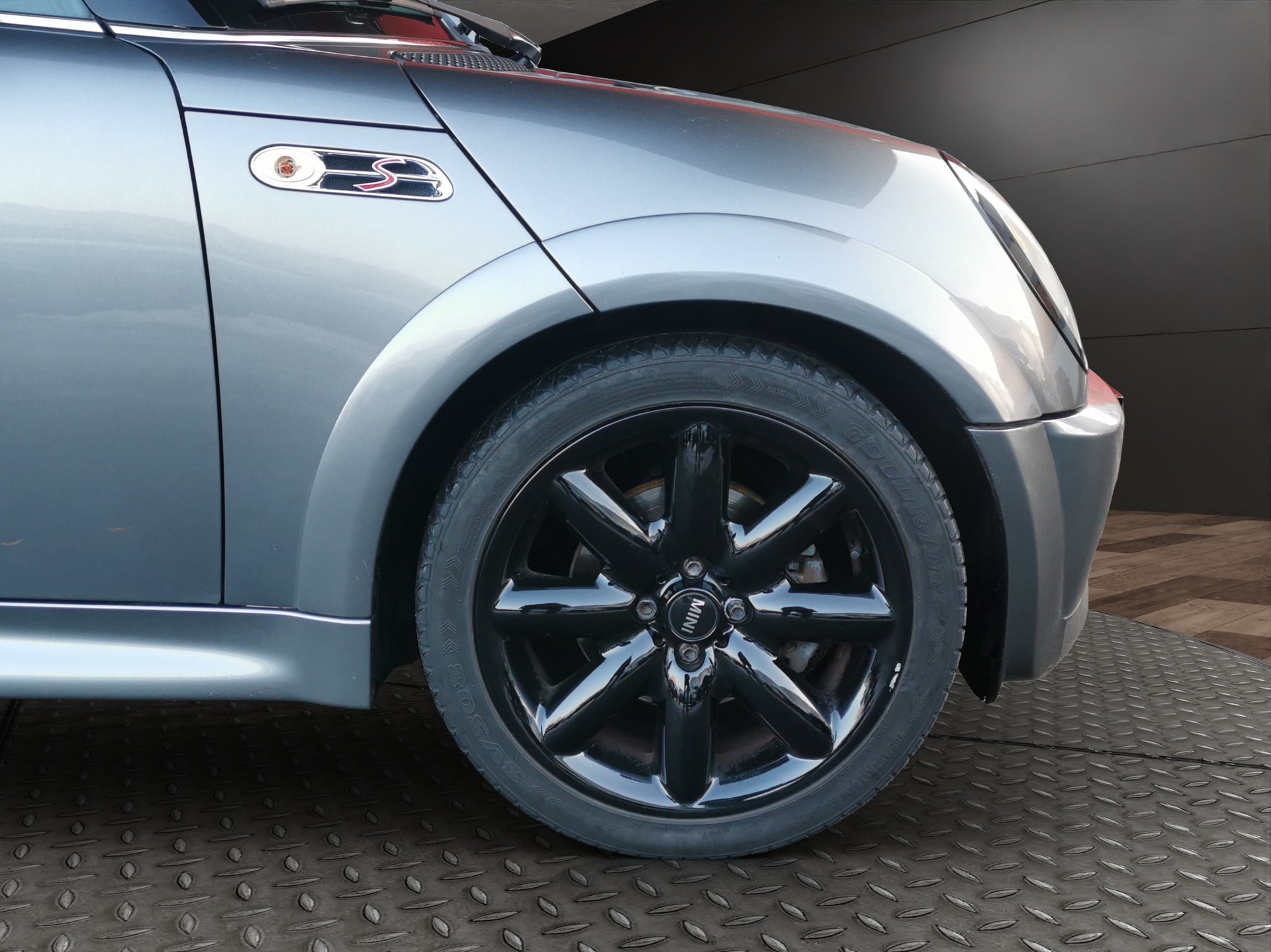MINI Mini Cooper S-showroom-element-3