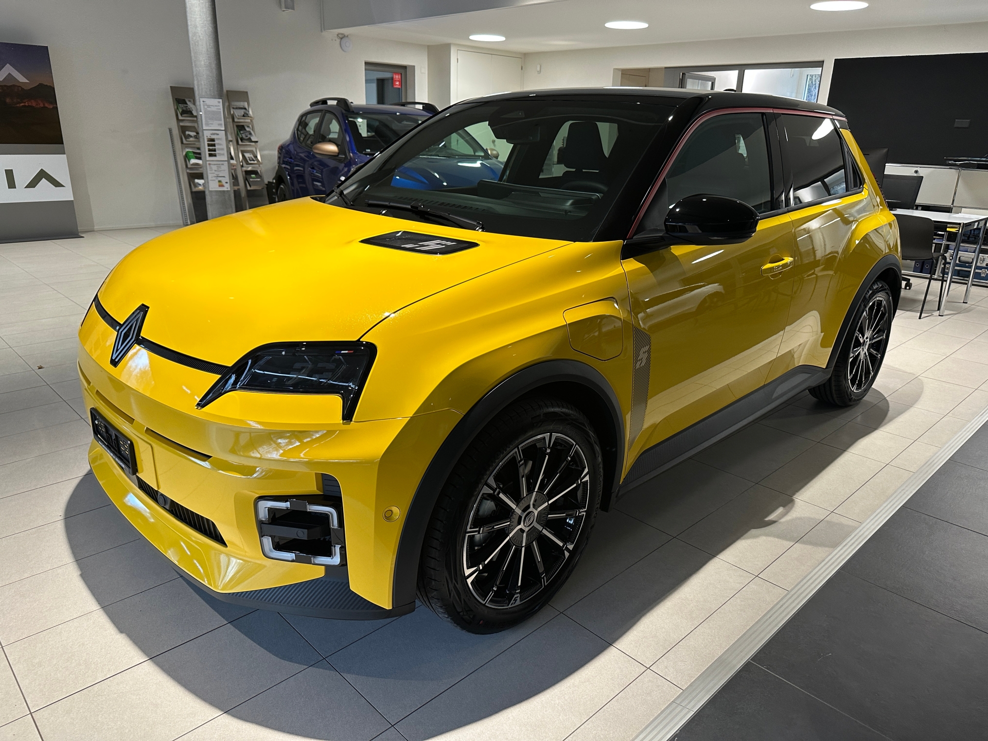 RENAULT R5 E-Tech Comfort Range techno