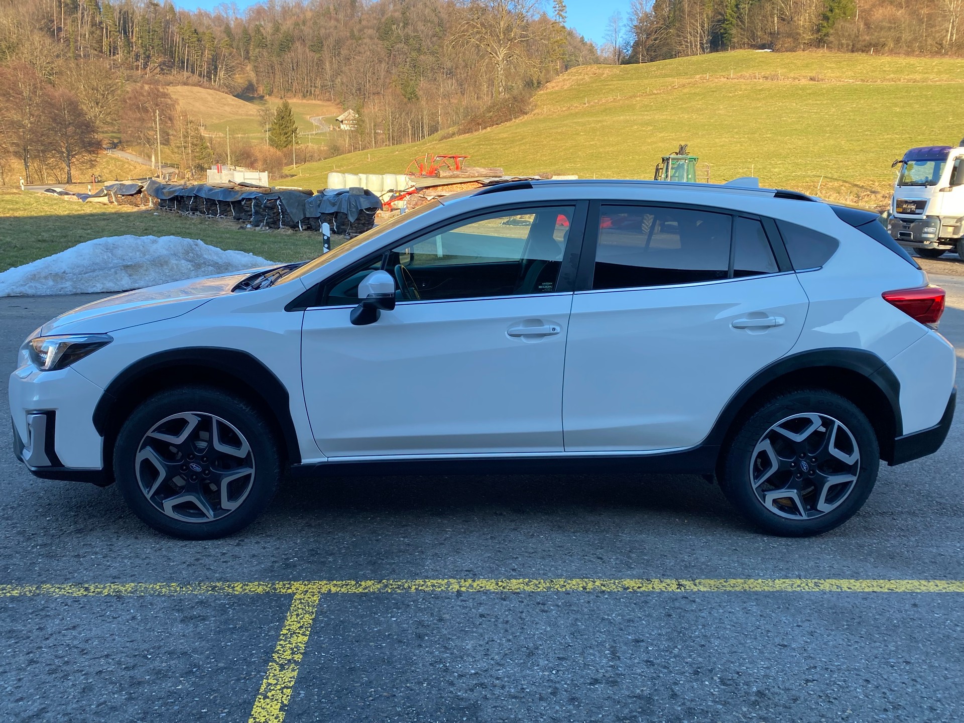 SUBARU XV 2.0 e-Boxer Luxury AWD Lineartronic-image-1