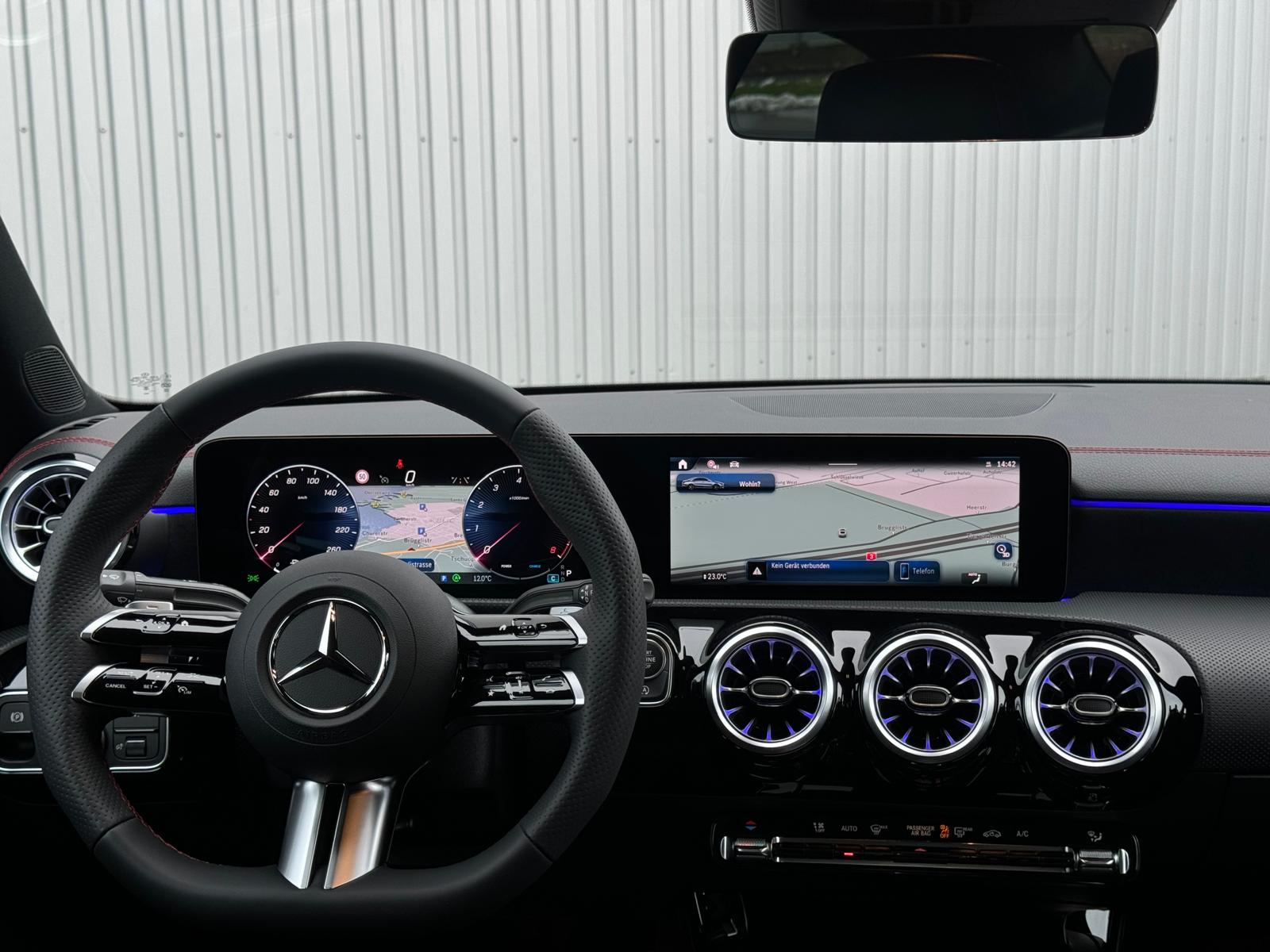 MERCEDES-BENZ CLA 200 AMG (CLA45 AMG Optik) 8G-DCT Limited All Black Performance-image-11