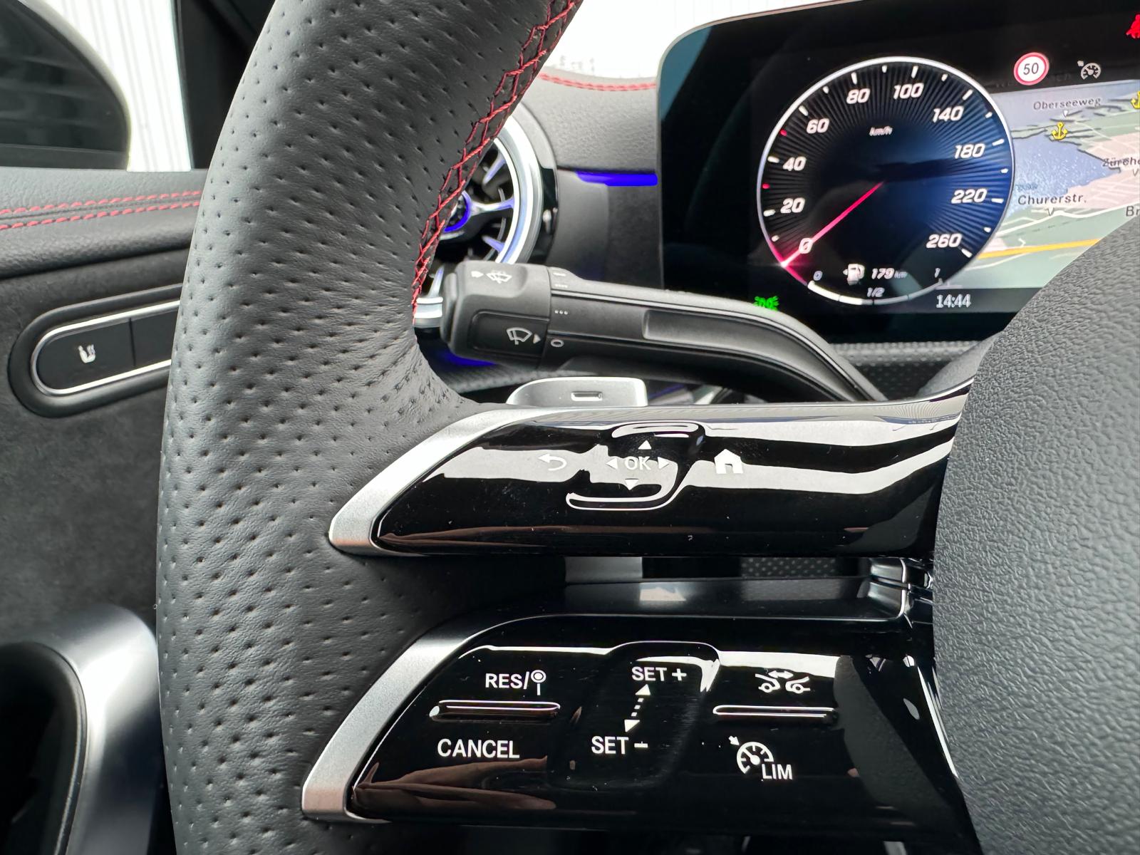 MERCEDES-BENZ CLA 200 AMG (CLA45 AMG Optik) 8G-DCT Limited All Black Performance-image-27