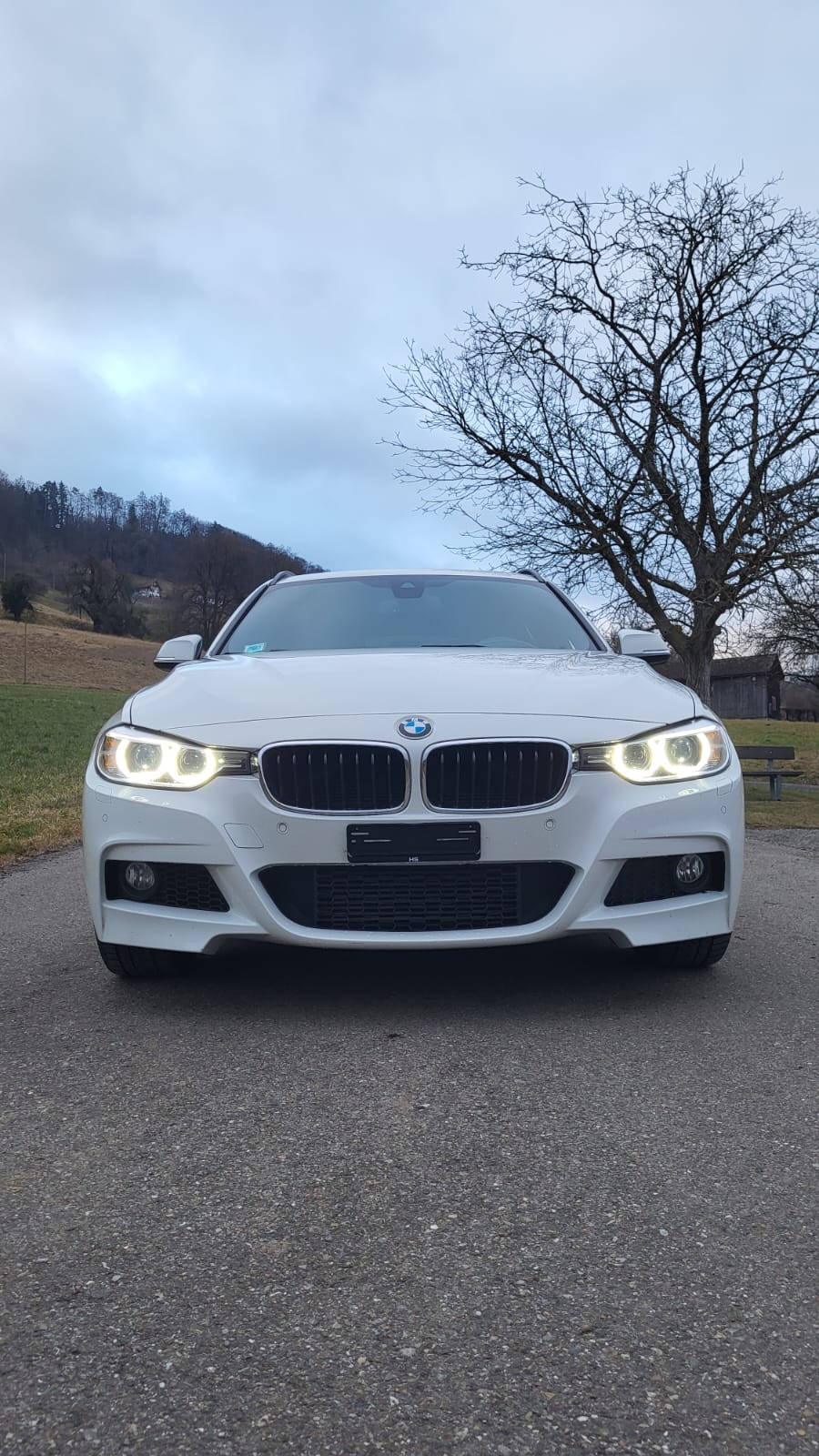 BMW 335i Xdrive mit M-Performance Paket-image-1