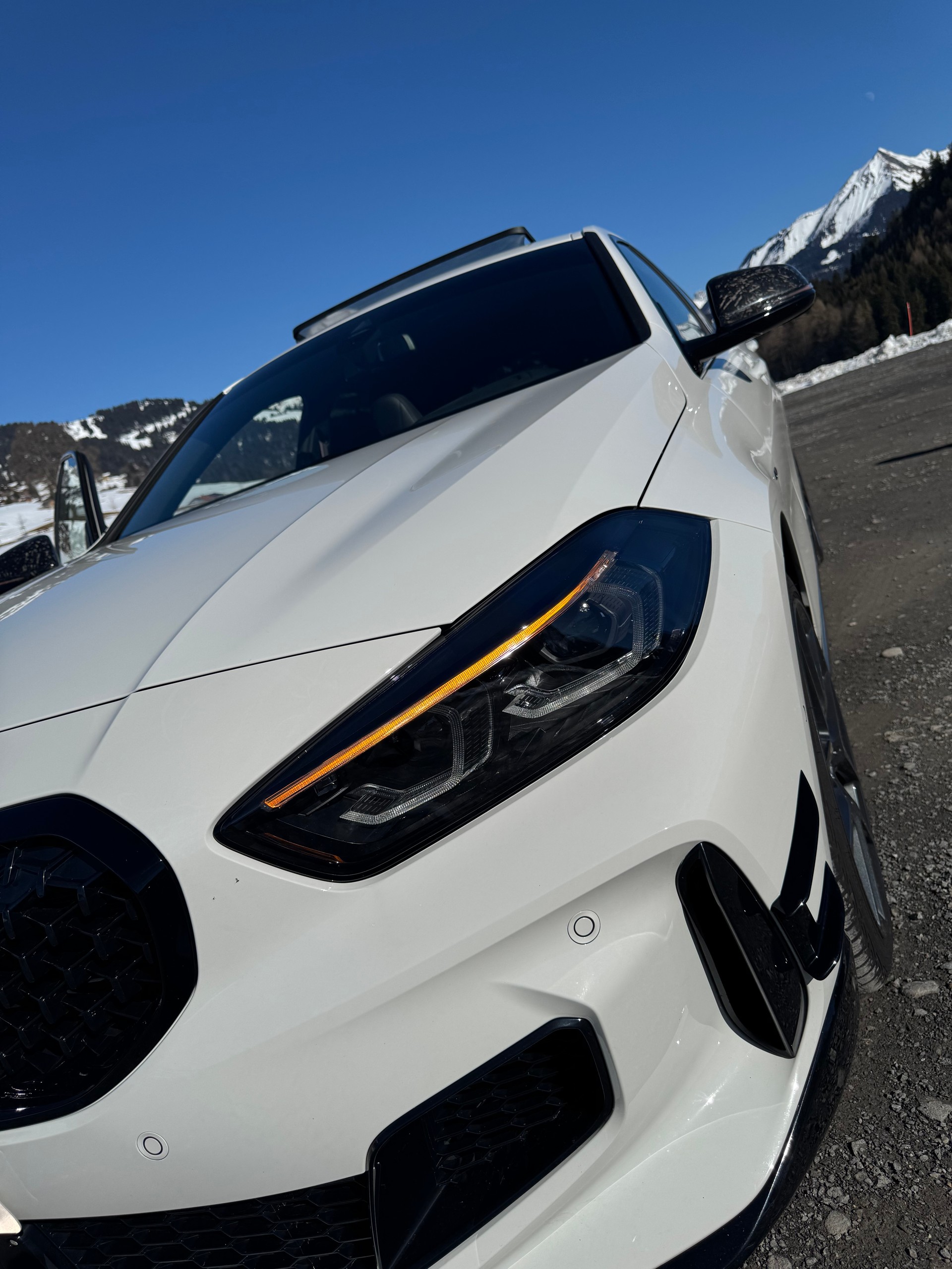 BMW M135i xDrive M Sport Pro Steptronic-image-0