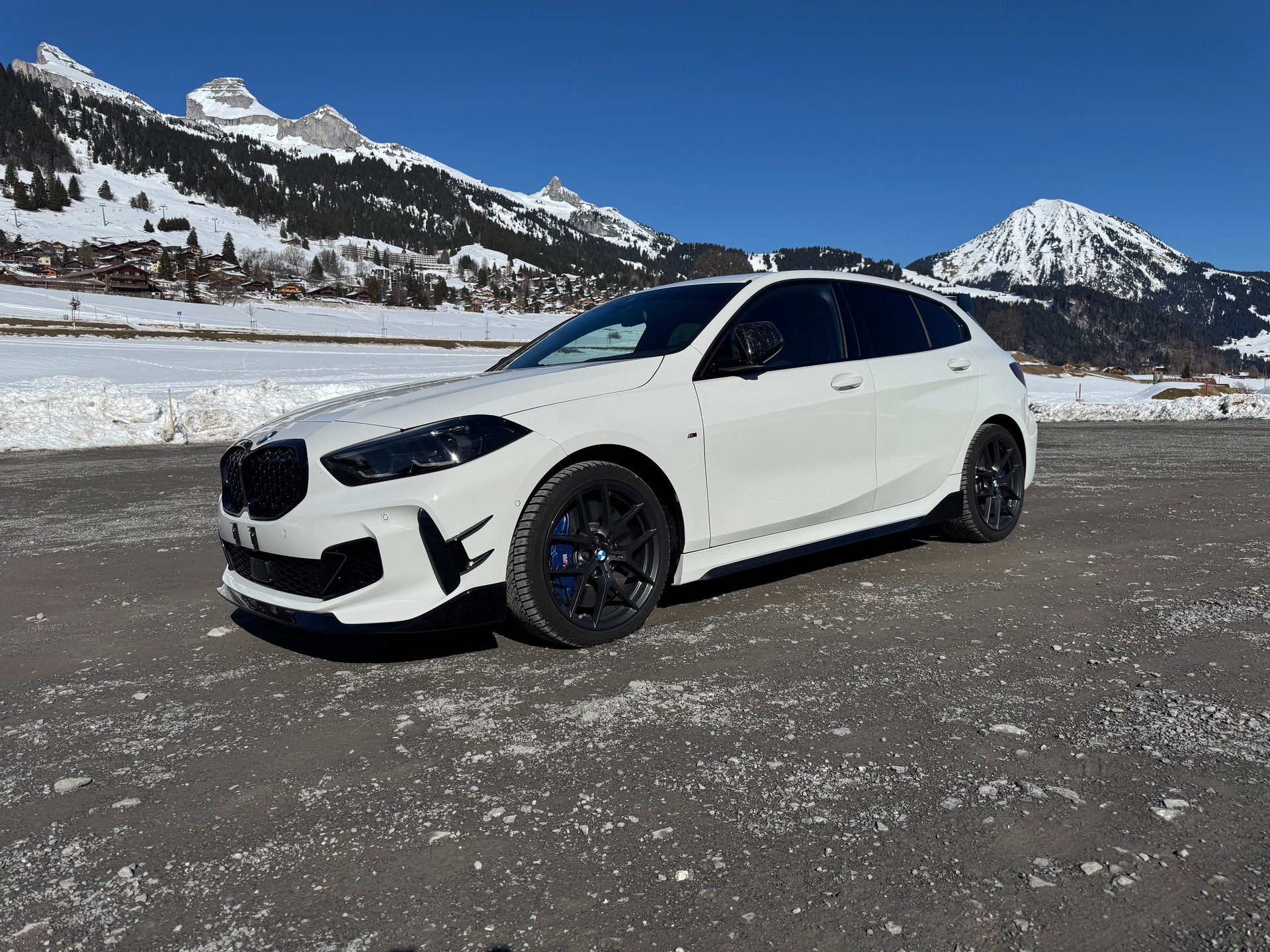 BMW M135i xDrive M Sport Pro Steptronic-image-1