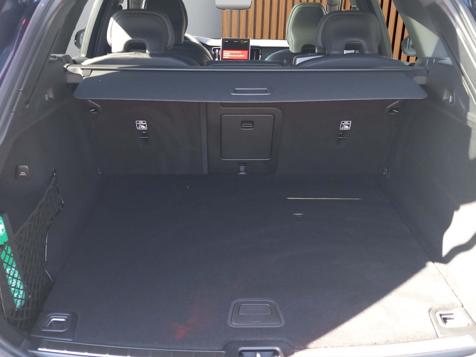 VOLVO XC60 2.0 B5 MH Black Edition AWD-image-20