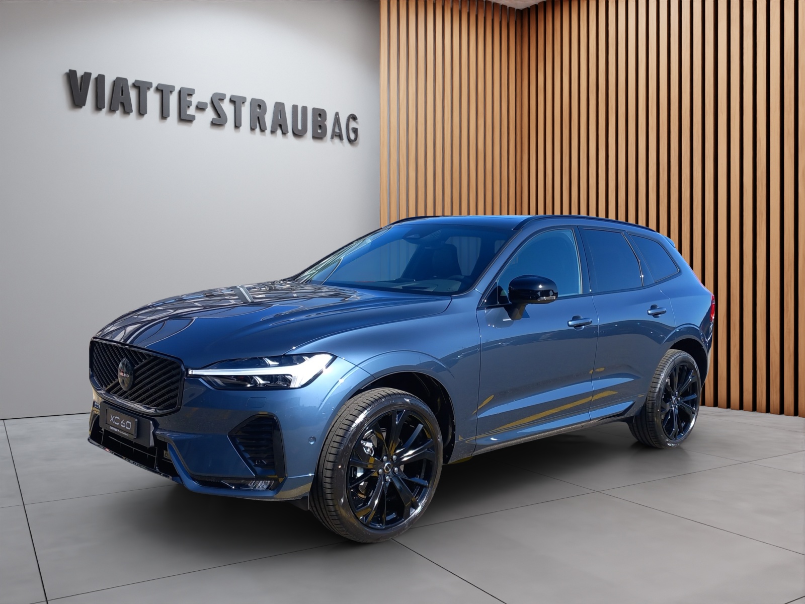 VOLVO XC60 2.0 B5 MH Black Edition AWD-image-0