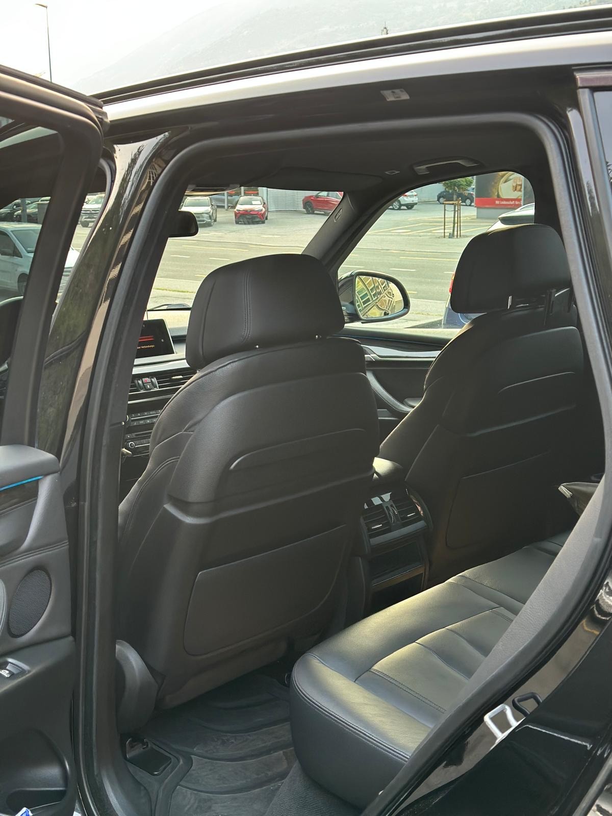 BMW X5 xDrive 40d Steptronic-image-6