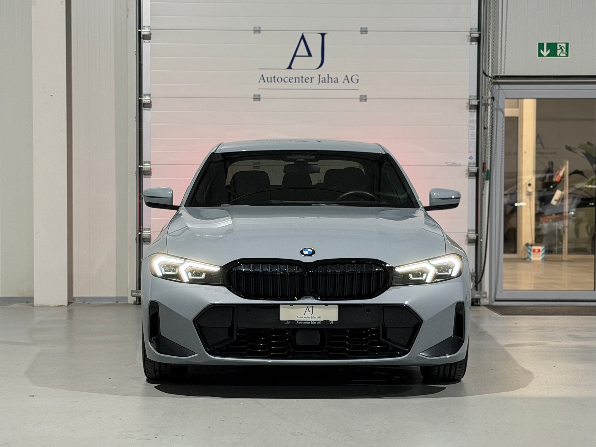 BMW 320d xDrive 48V Steptronic M Sport / forlaufende Werksgarantie-image-3