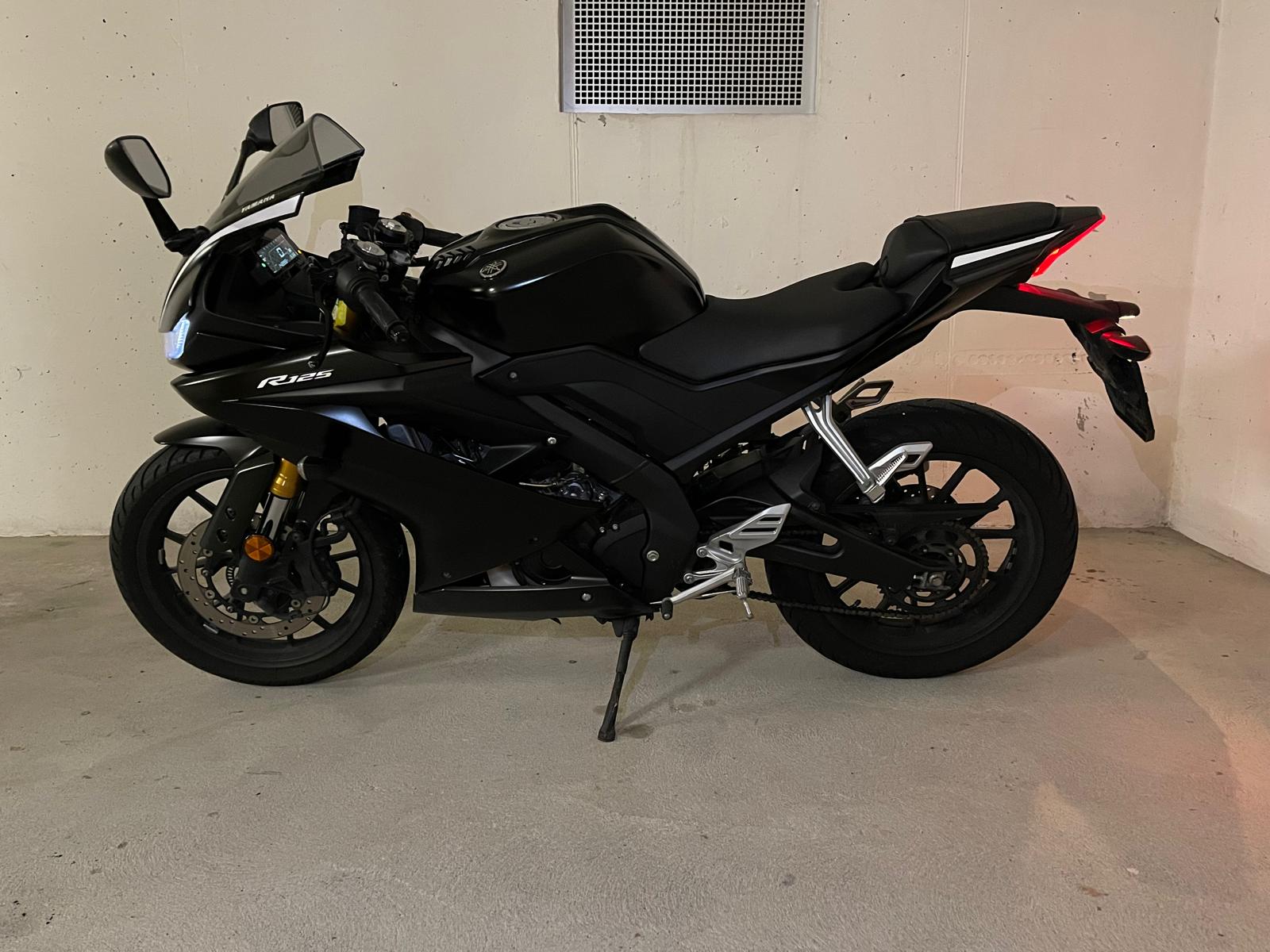 YAMAHA YZF-R 125-image-3