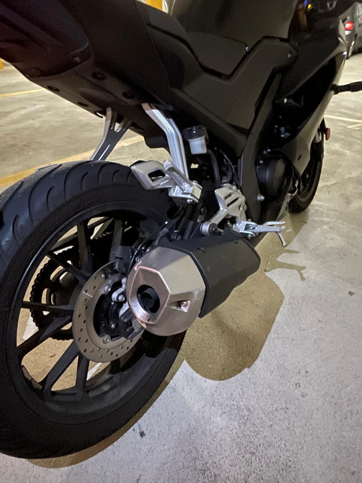 YAMAHA YZF-R 125-image-7