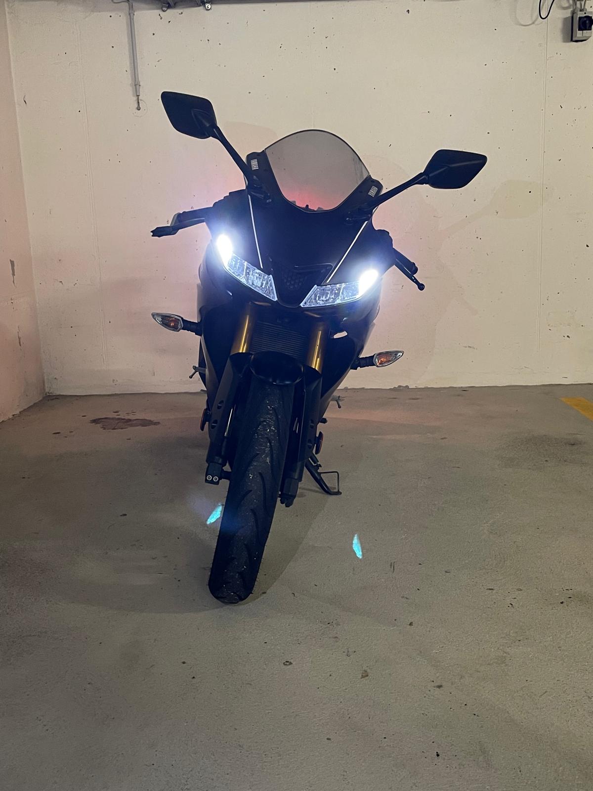 YAMAHA YZF-R 125-image-2