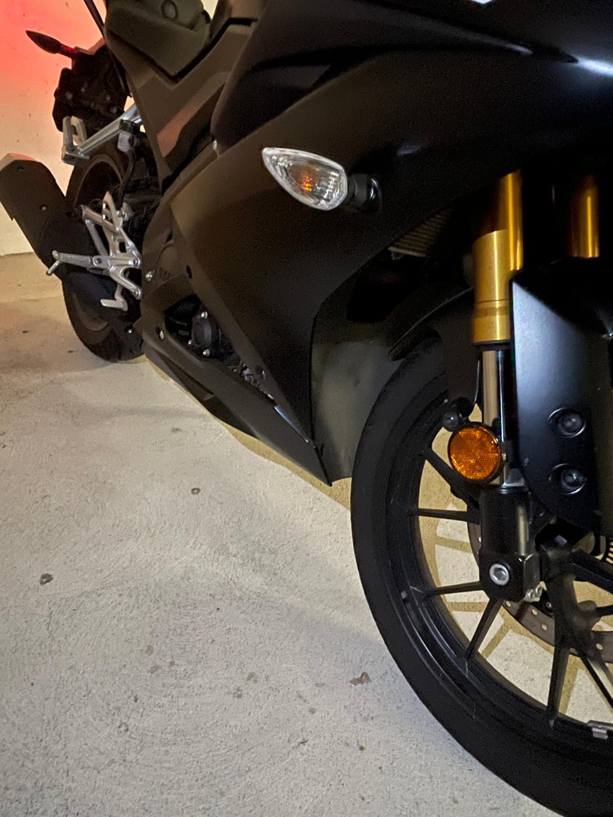 YAMAHA YZF-R 125-image-8