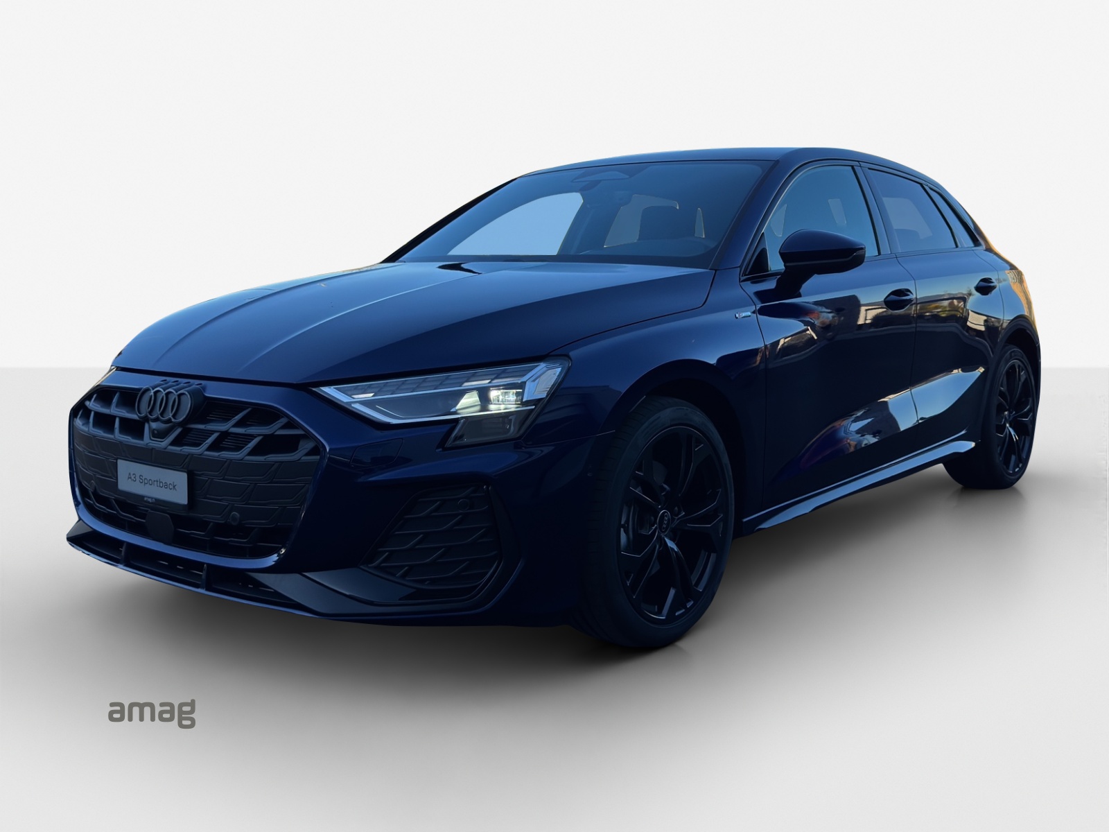 AUDI A3 Sportback TFSI 150 kW quattro S line S tronic-image-0