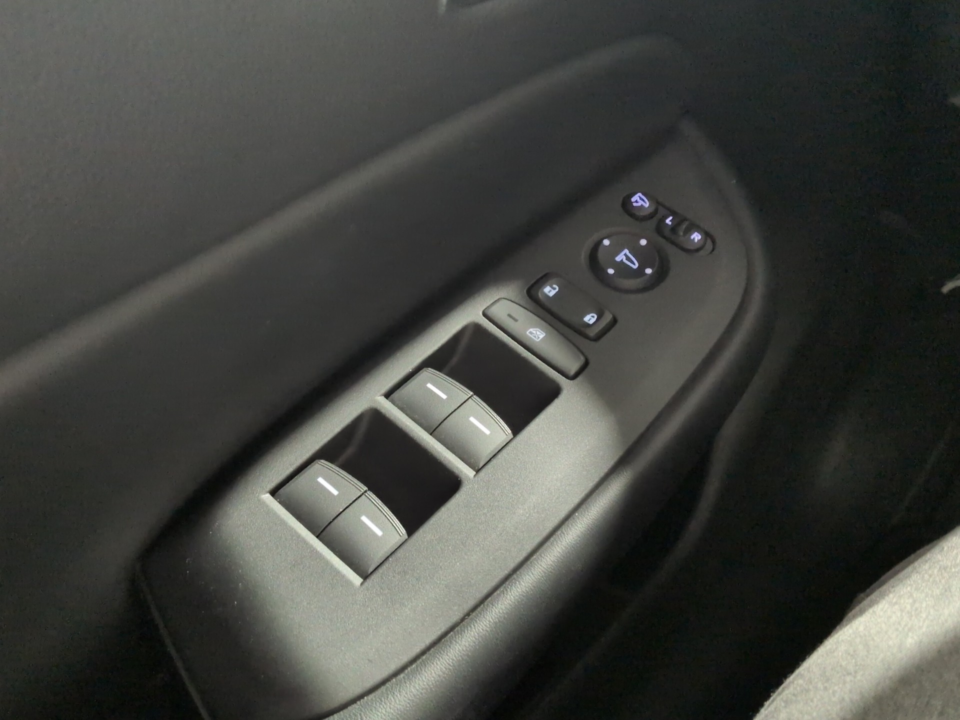 HONDA Jazz 1.5i-MMD Executive E-CVT-image-20