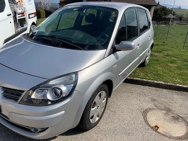 RENAULT Scénic 2.0 16V Fairway Automatic-image-1