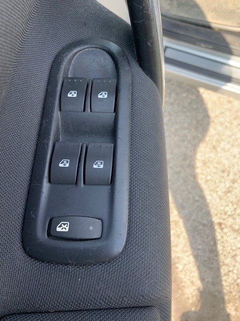 RENAULT Scénic 2.0 16V Fairway Automatic-image-12