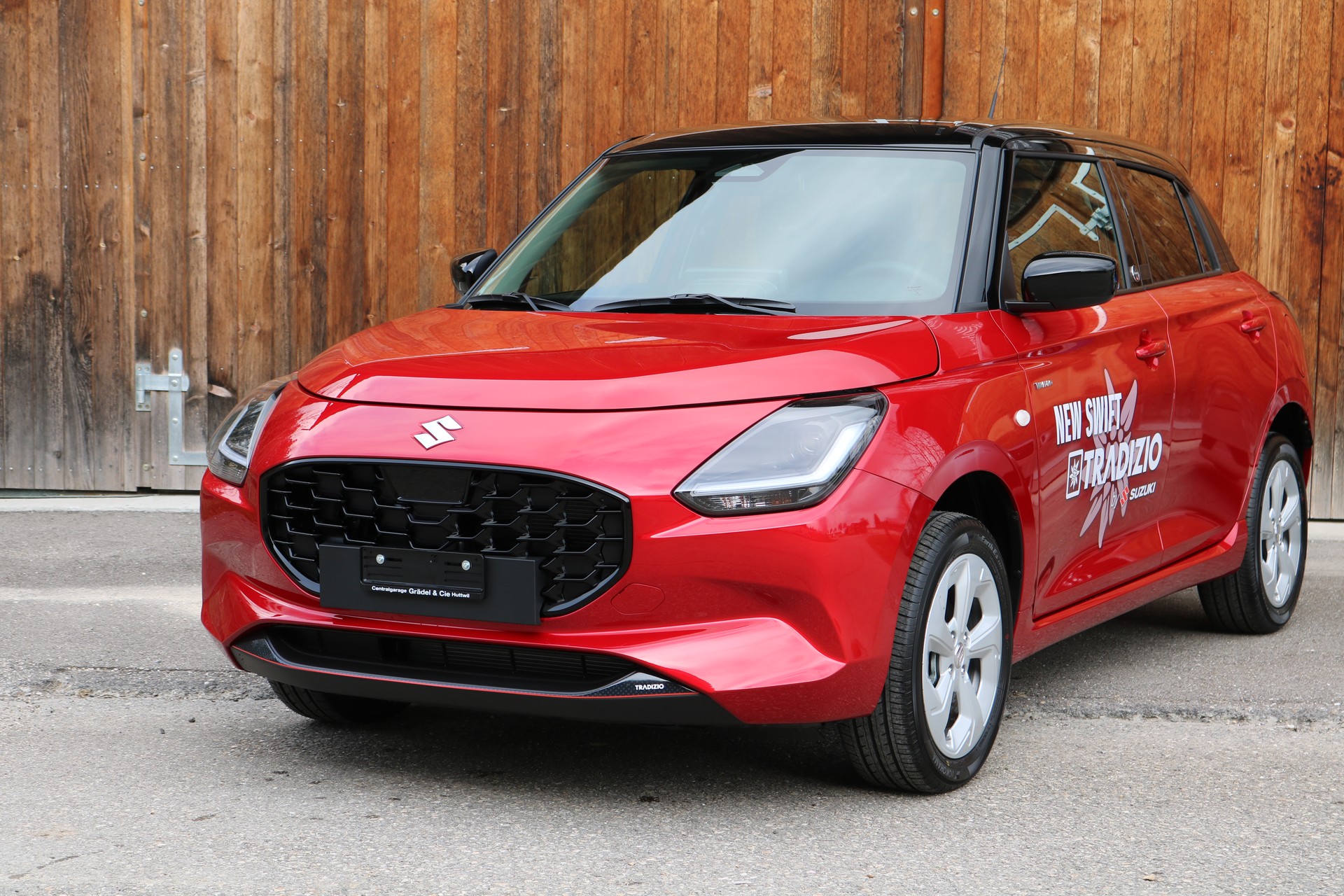 SUZUKI Swift 1.2i Tradizio Hybrid 4x4