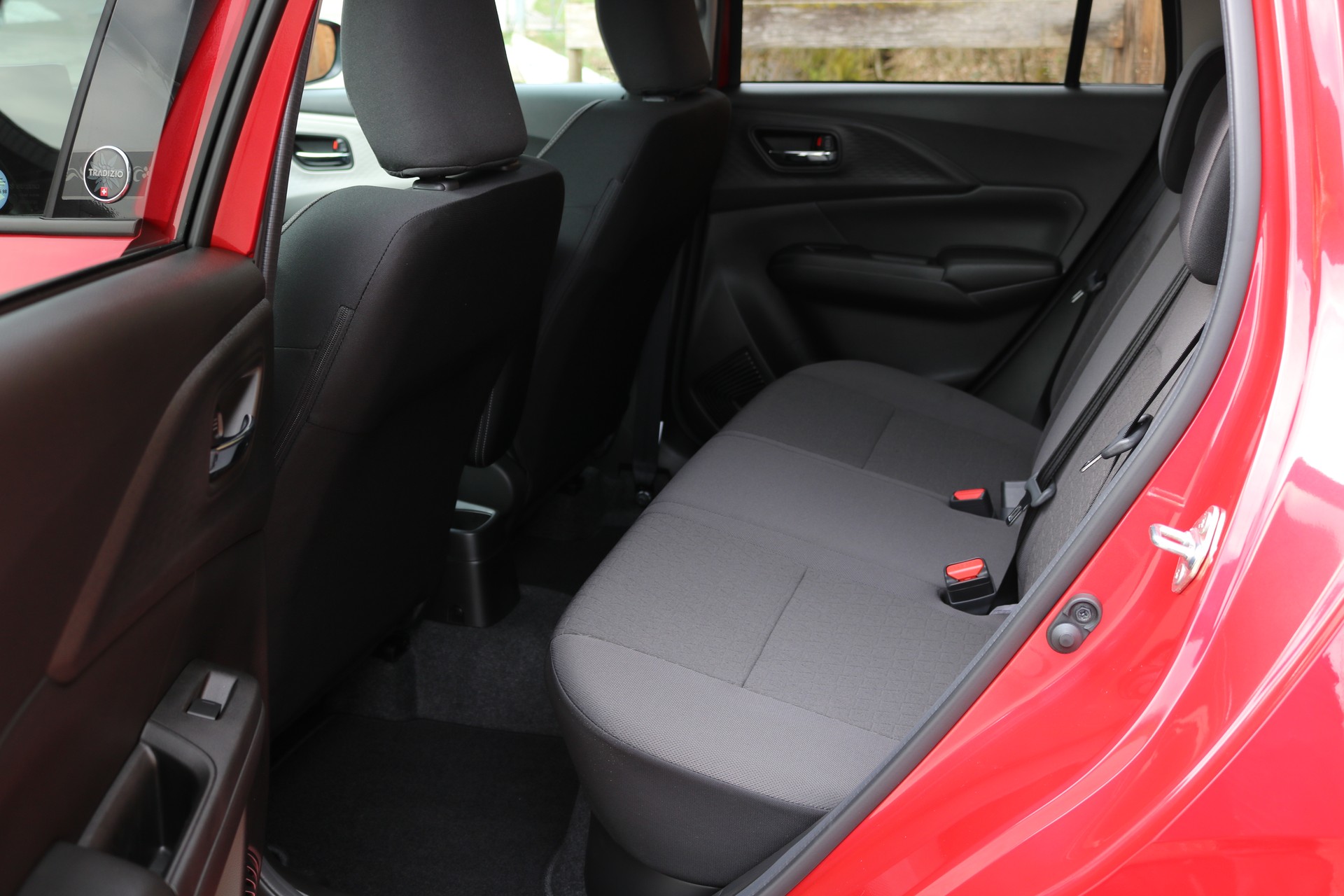 SUZUKI Swift 1.2i Tradizio Hybrid 4x4-image-9