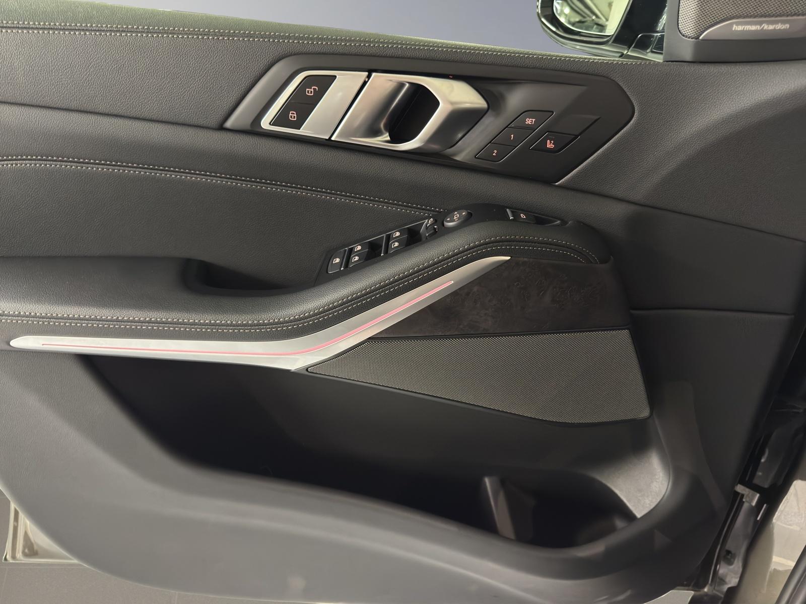 BMW X5 40d xDrive SAG-image-12