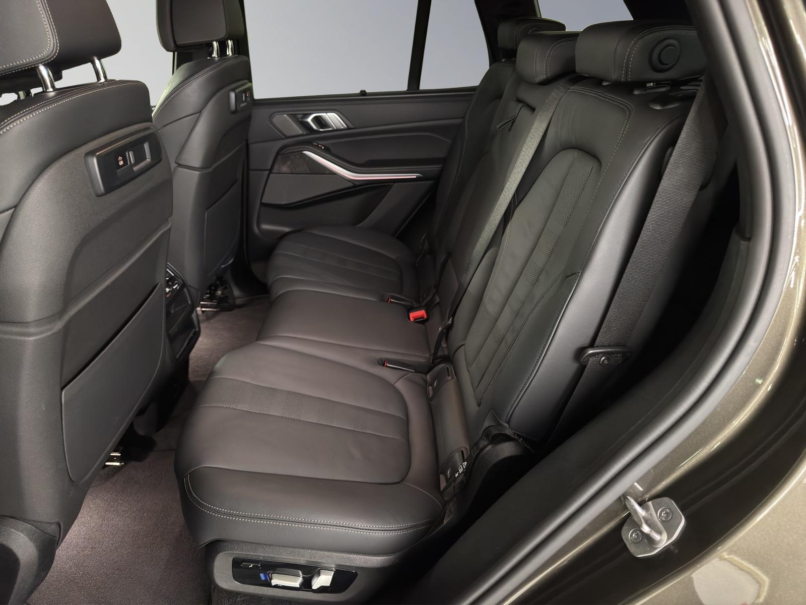 BMW X5 40d xDrive SAG-image-13