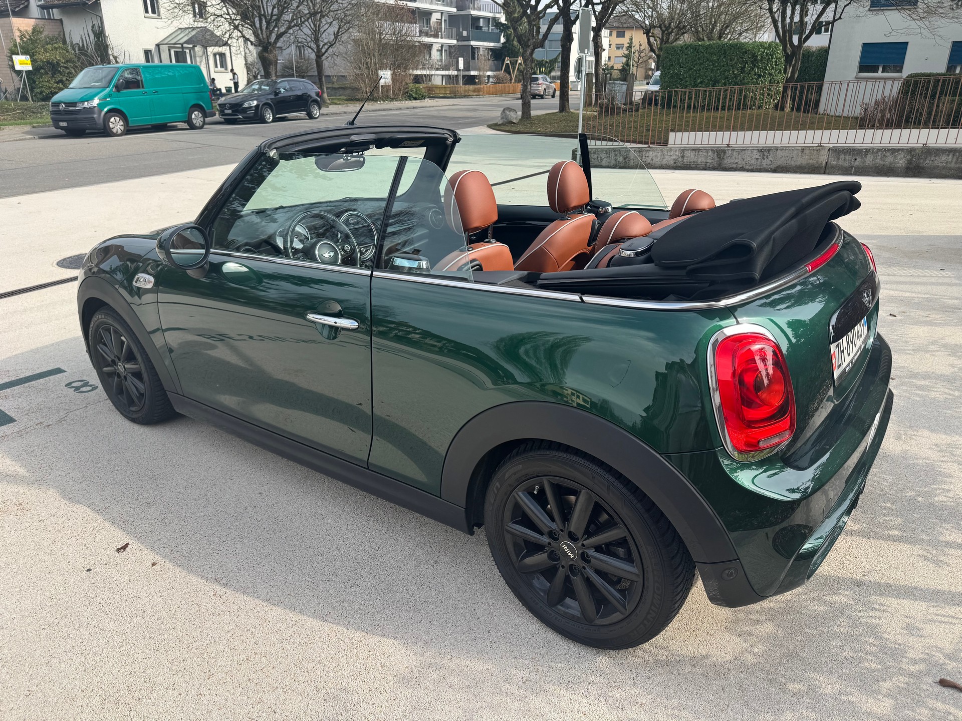 MINI Cooper S Cabriolet Steptronic-image-1