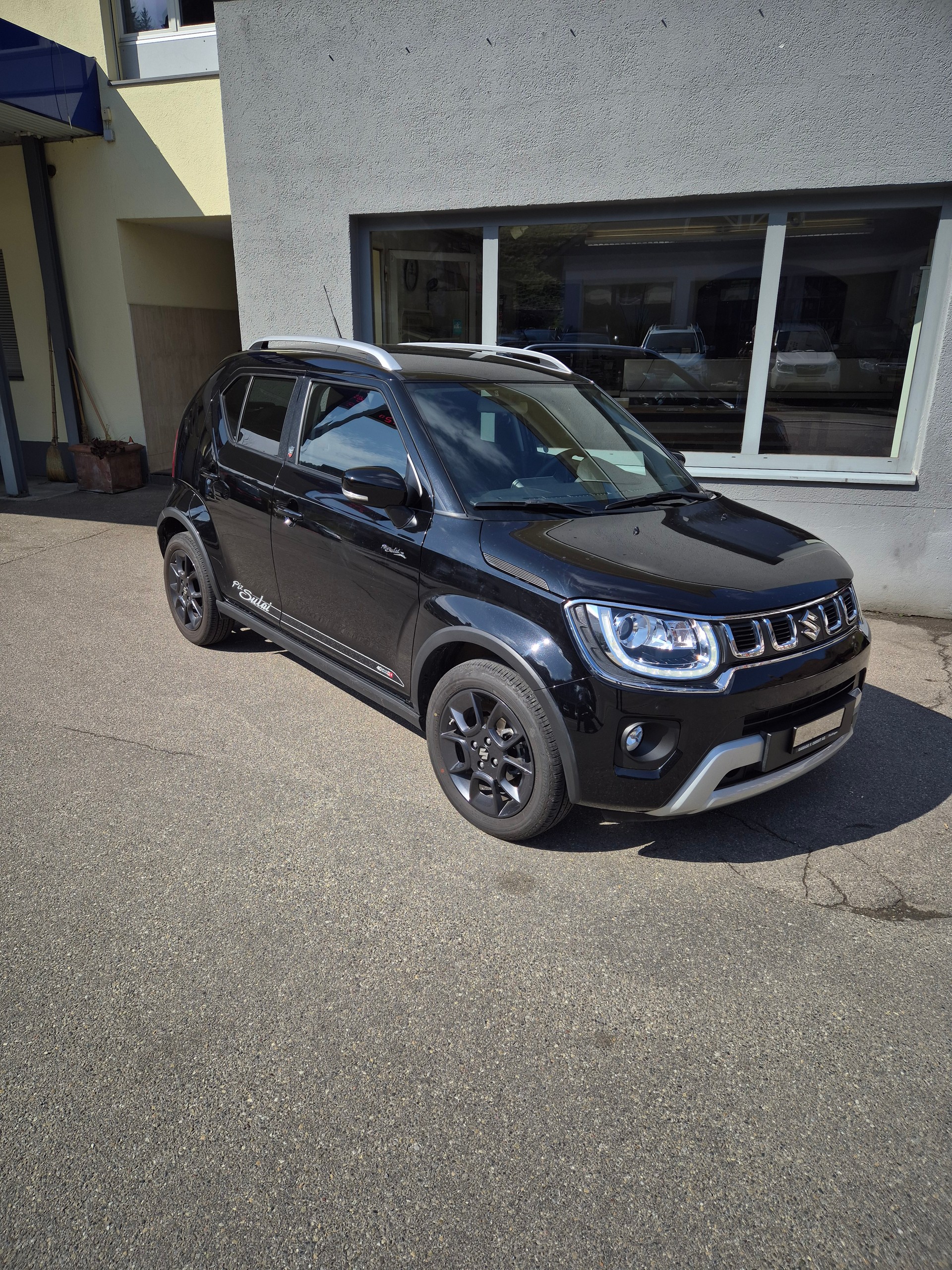 SUZUKI Ignis 1.2i Piz Sulai Top Hybrid 4x4-image-0