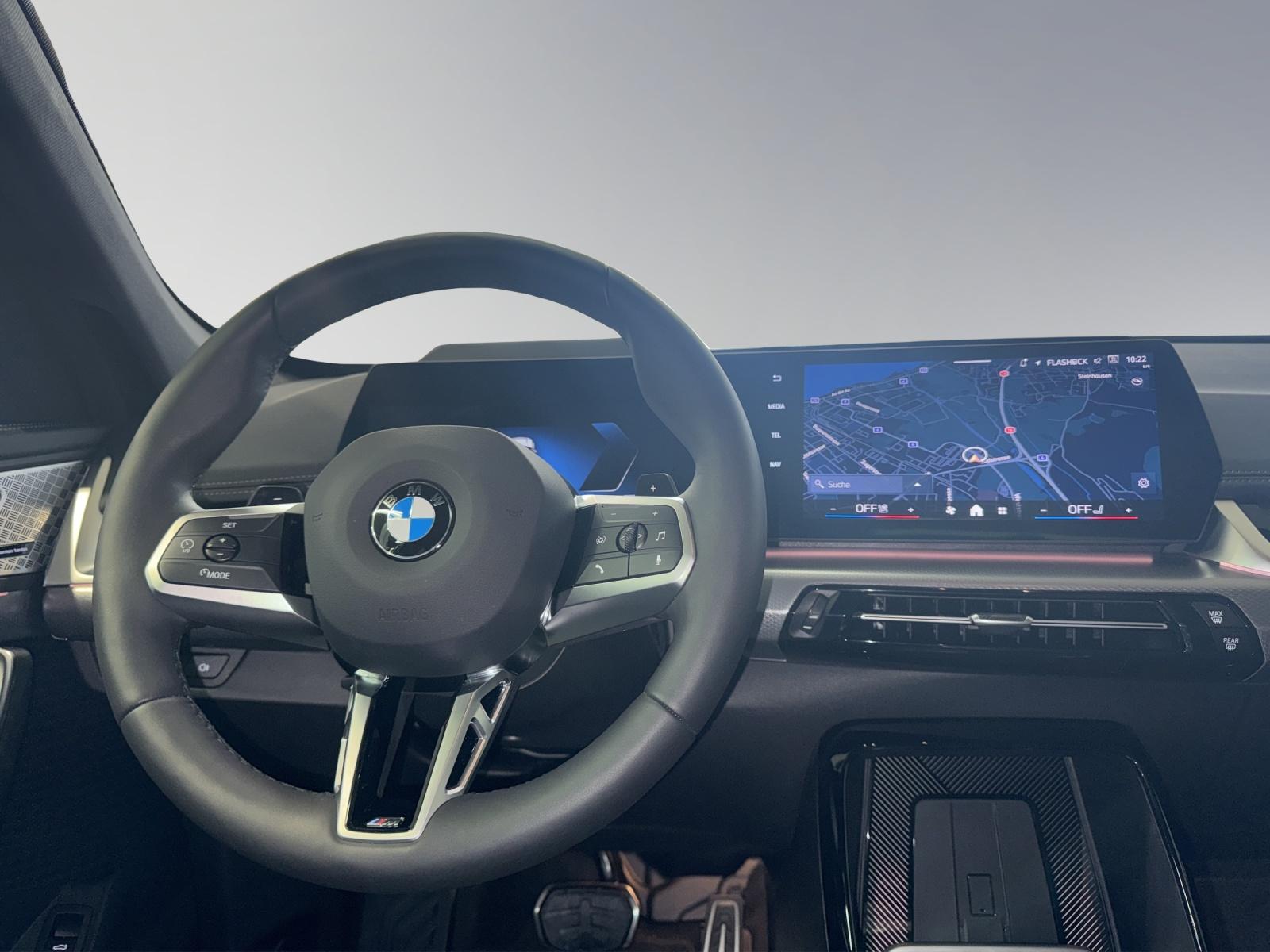 BMW X1 20d xDrive paddles-image-9