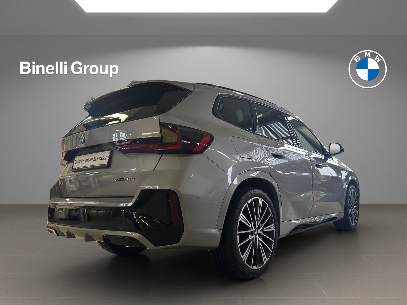 BMW X1 20d xDrive paddles-image-16