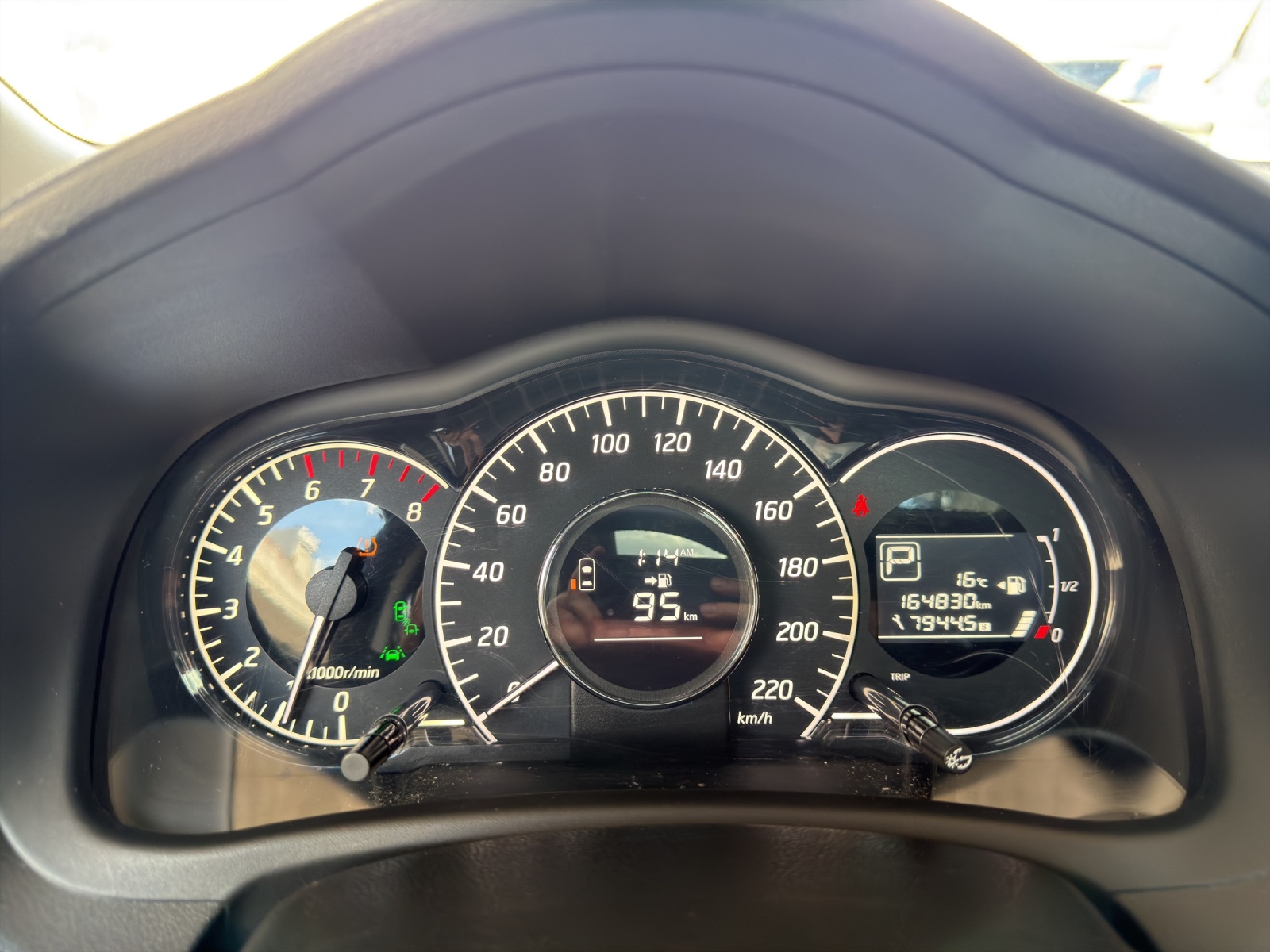 NISSAN Note 1.2 DIG-S tekna CVT-image-21