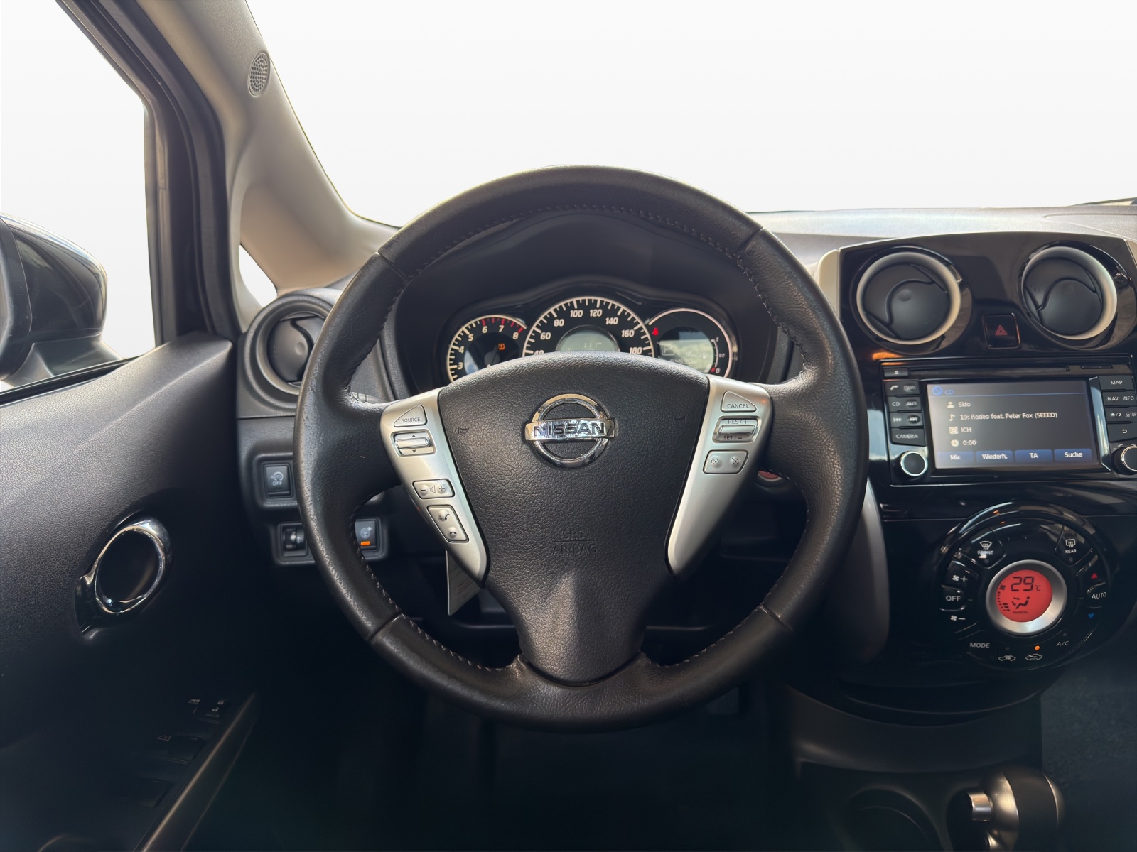 NISSAN Note 1.2 DIG-S tekna CVT-image-10