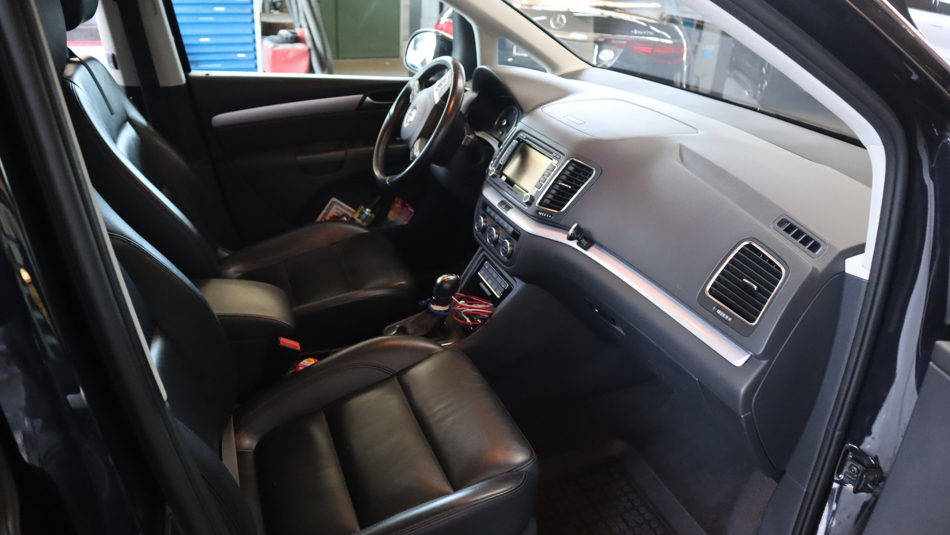 VW Sharan 1.4 TSI BlueMotion Technology Design DSG-image-2