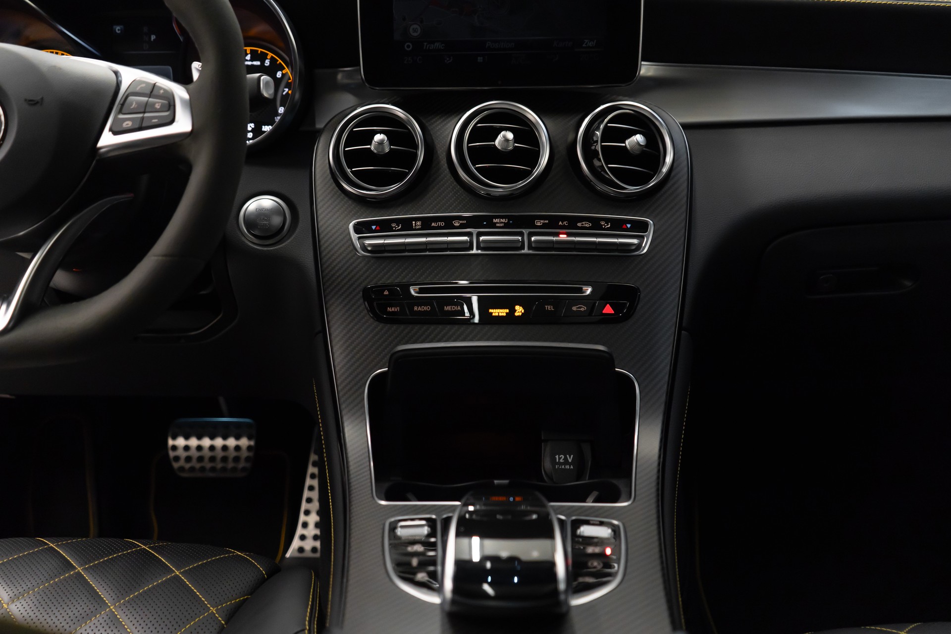 MERCEDES-BENZ GLC 63 S AMG Edition 1 4Matic+ 9G-Tronic / OHNE OPF / GRAUER HULK / 22" SANSAR FELGEN / TIEFERLEGUNG-image-16