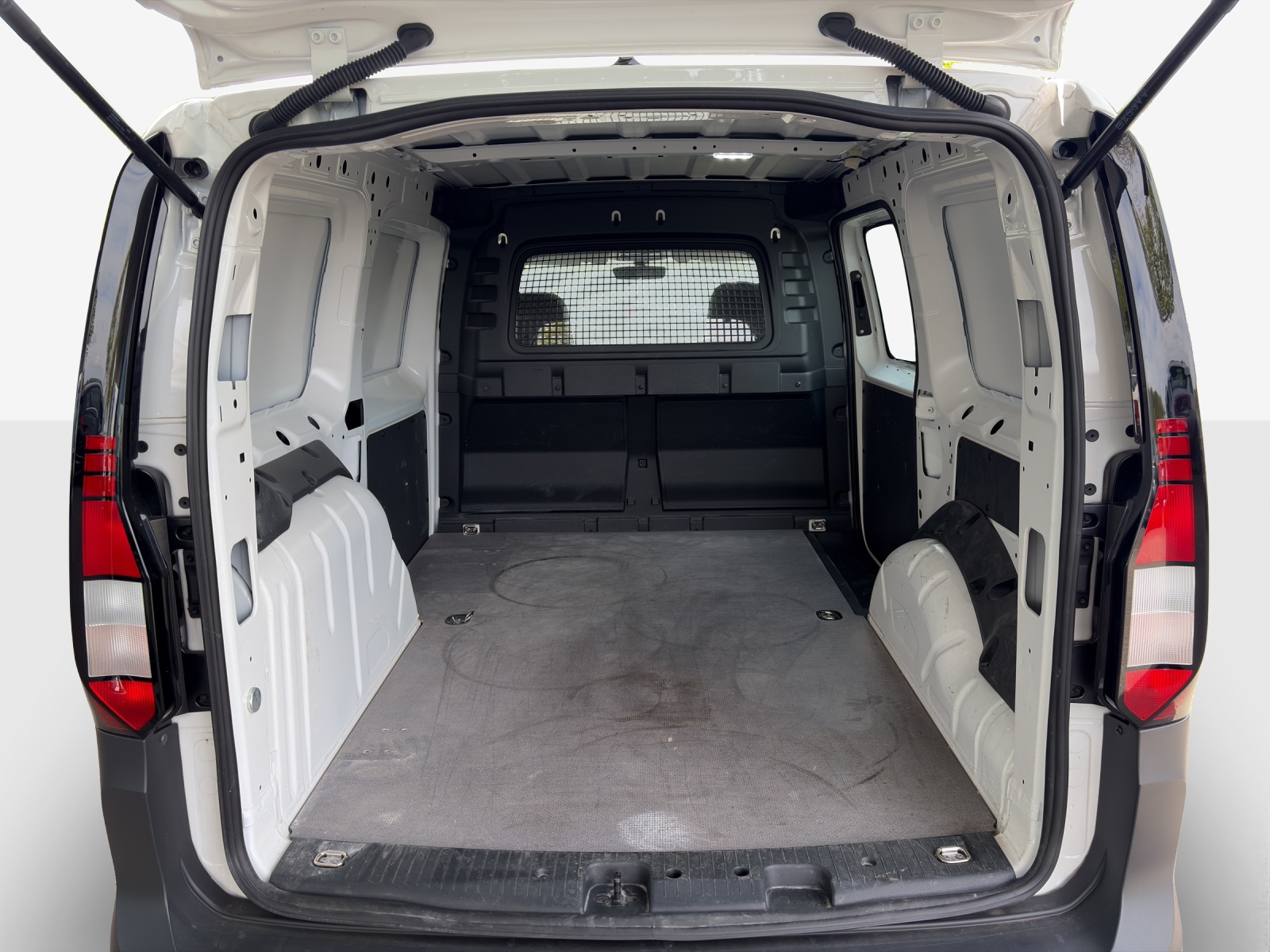 VW Caddy Cargo 2.0TDI Maxi 4Motion-image-13