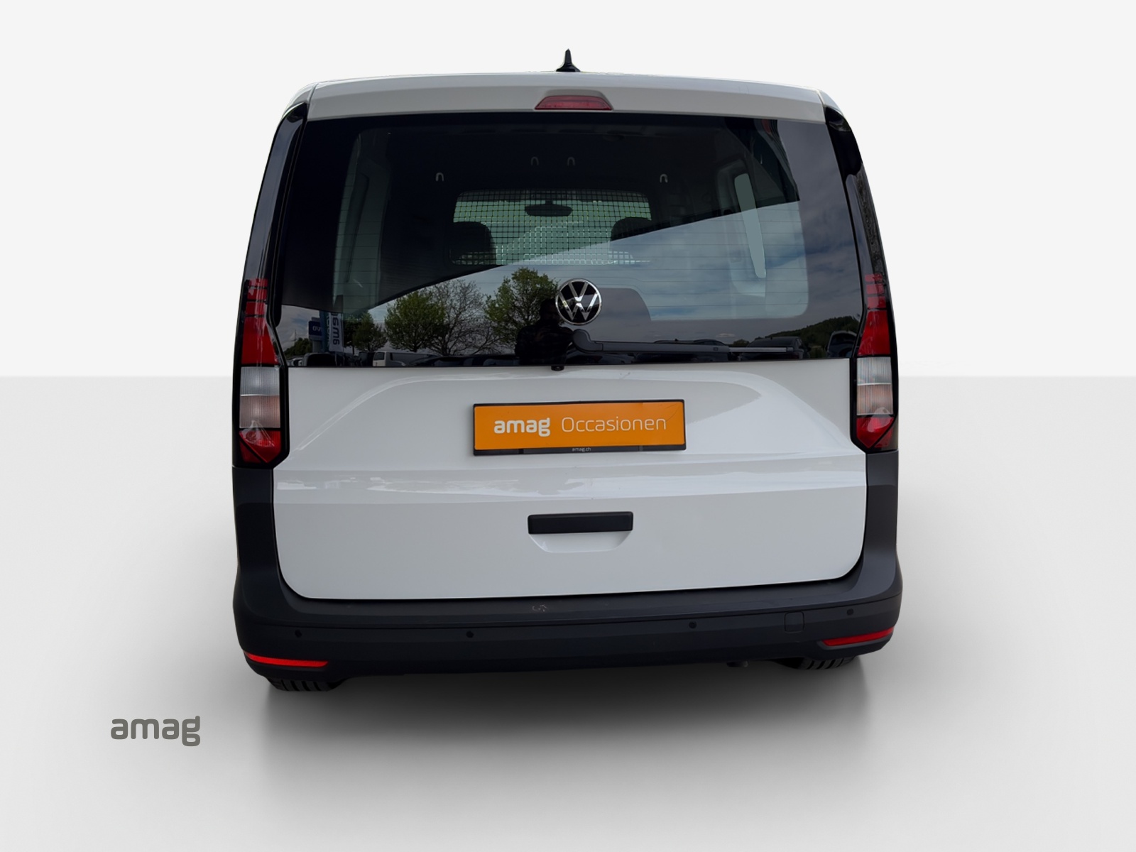 VW Caddy Cargo 2.0TDI Maxi 4Motion-image-4