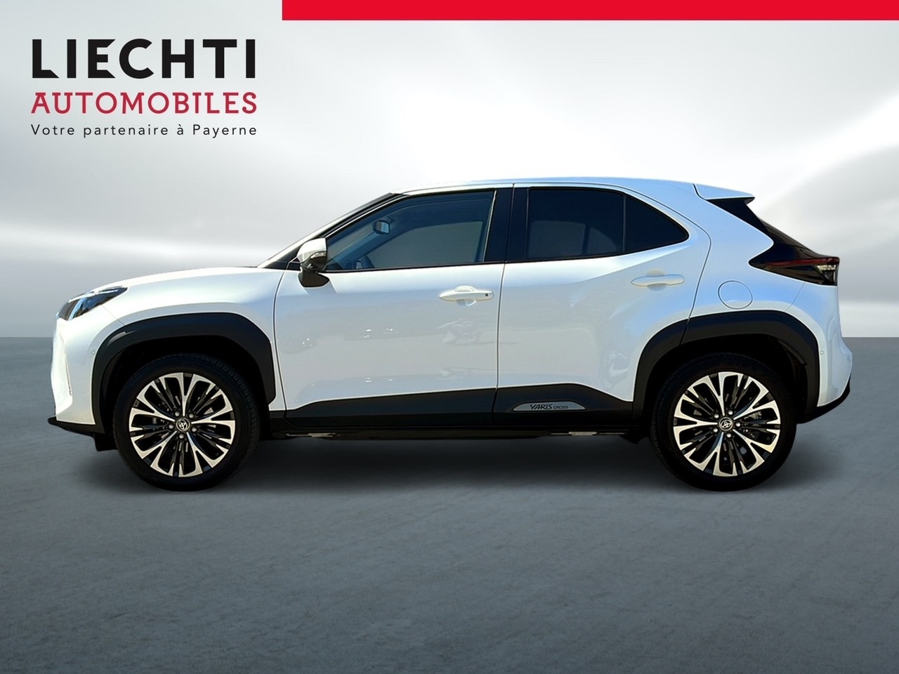 TOYOTA Yaris Cross 1.5 Elegant e-CVT AWD (4x4)-image-1