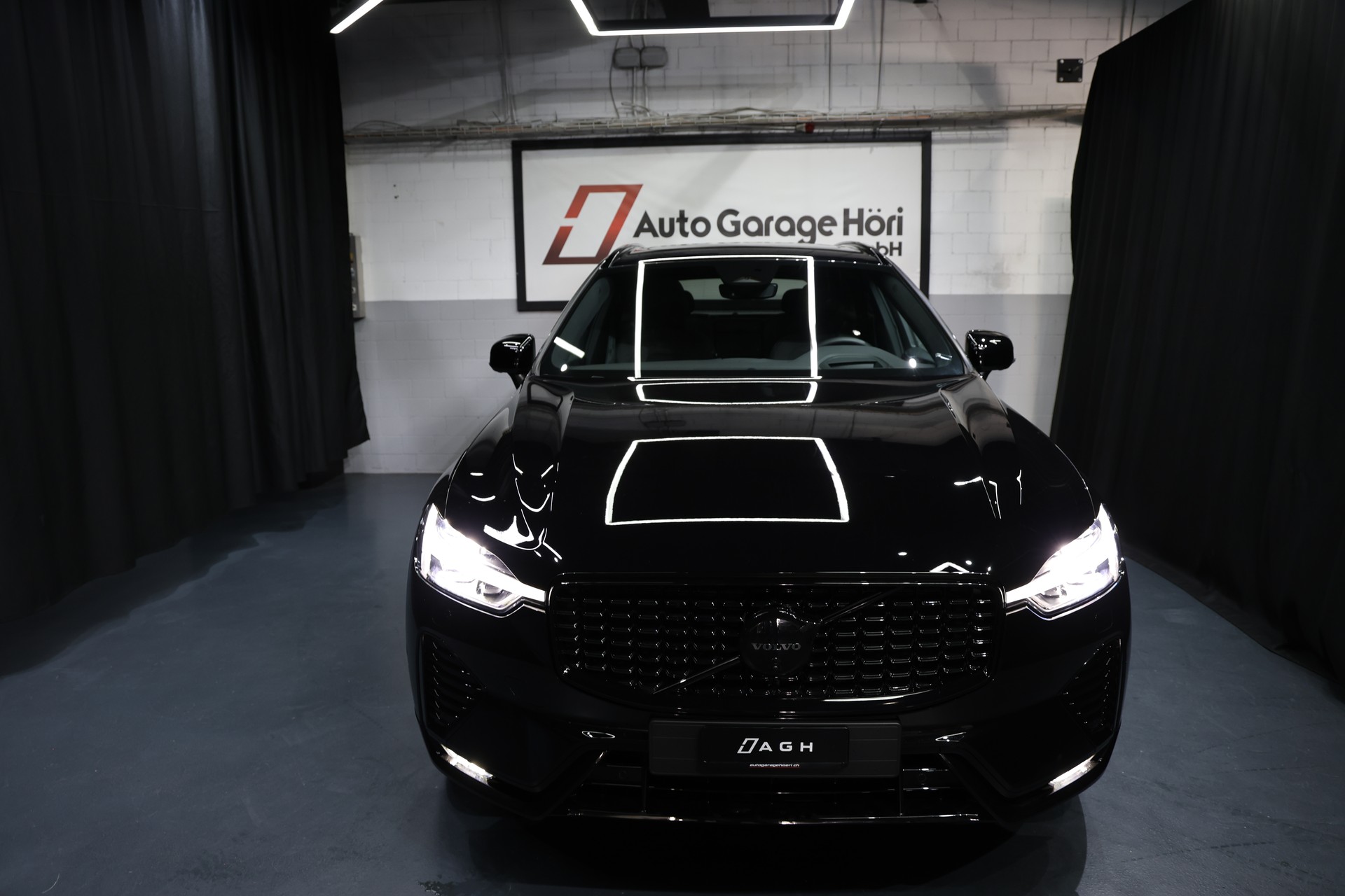 VOLVO XC60 B5 Benzin Mild Hybrid AWD Ultra Dark Geartronic-image-8