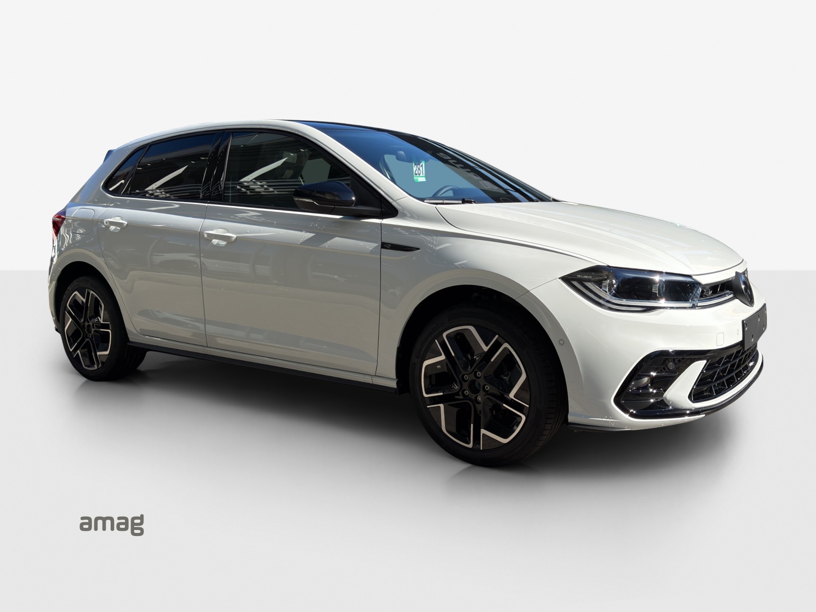 VW Polo R-Line-image-5