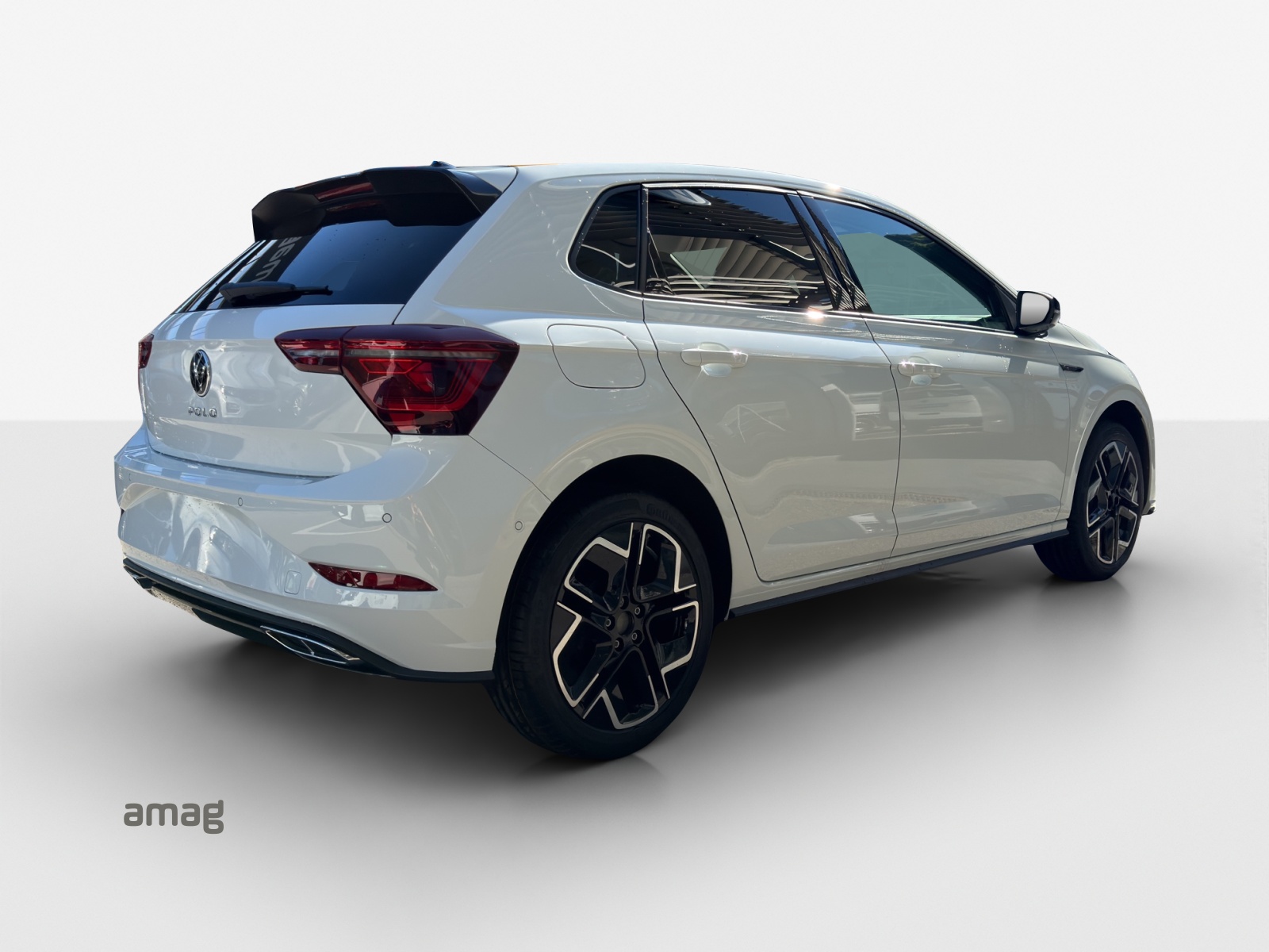 VW Polo R-Line-image-4