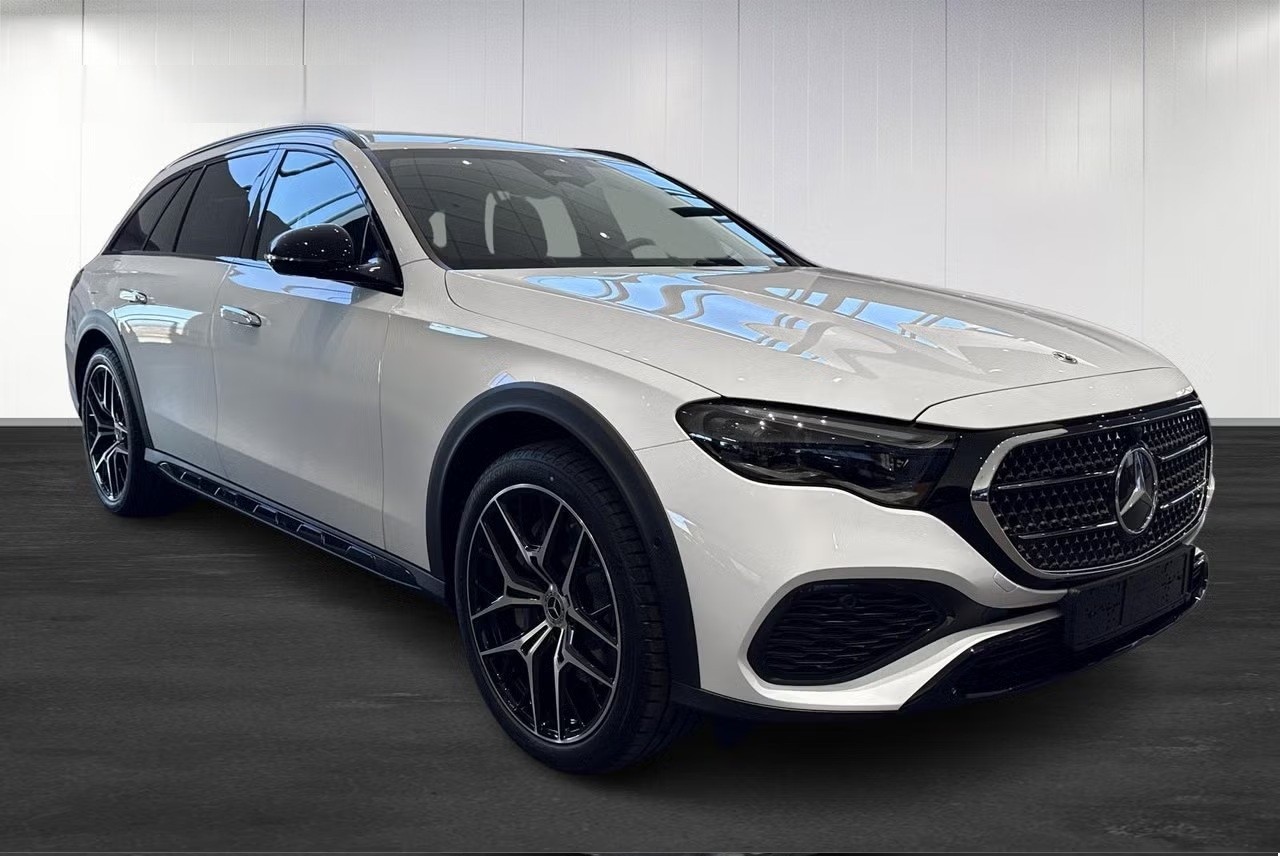 MERCEDES-BENZ E 300 de All-Terrain 4Matic EQ Hybrid 9G-Tronic-image-8