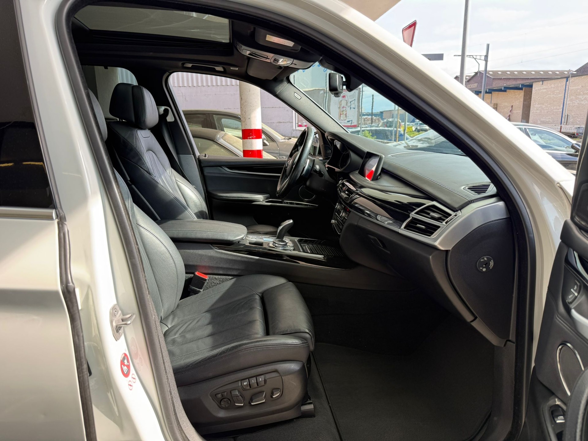 BMW X5 xDrive 40d *//M-Paket* Steptronic *HUD*-image-16