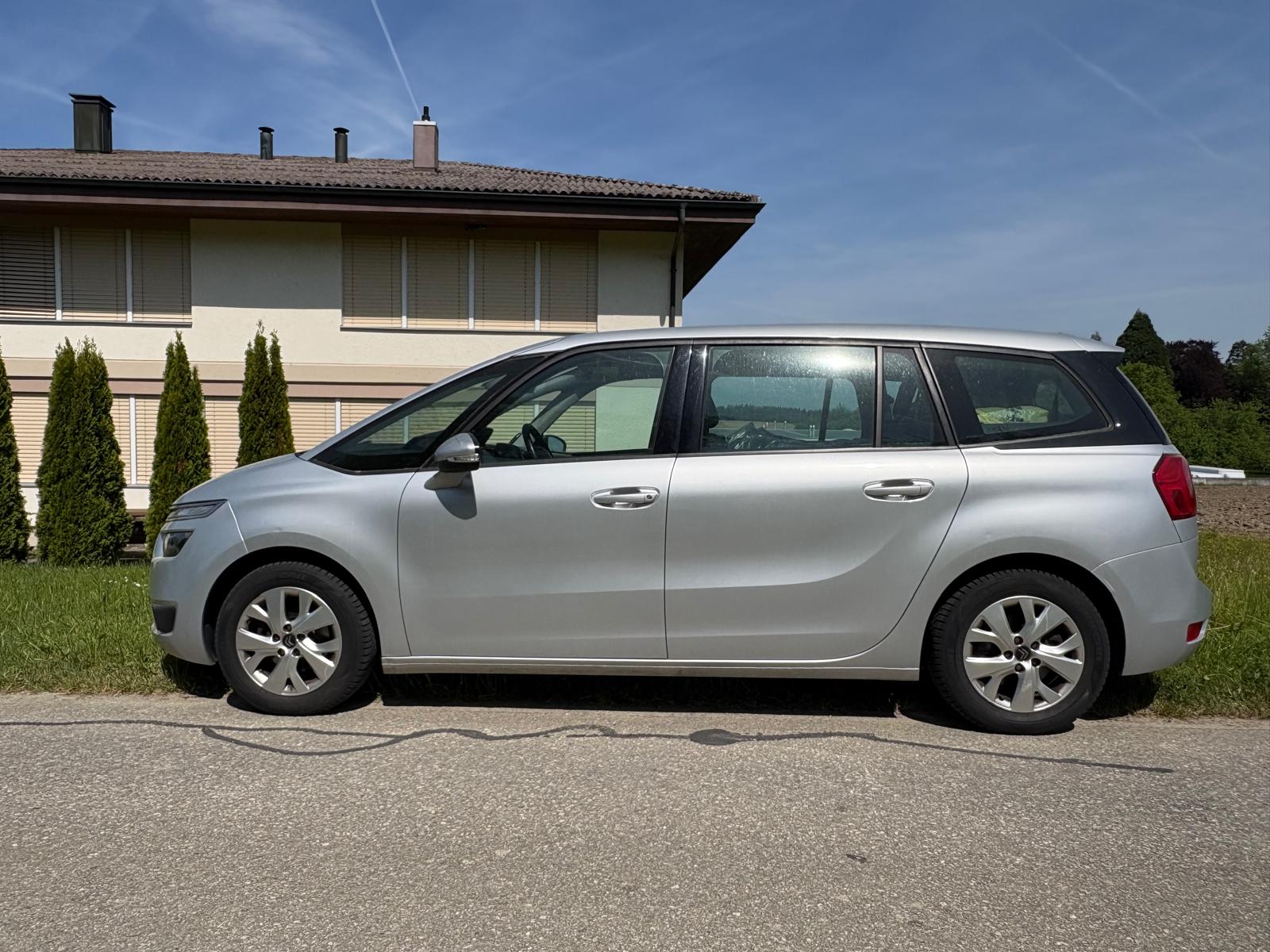 CITROEN 1,6 HDi 7-Platz AHK-image-2