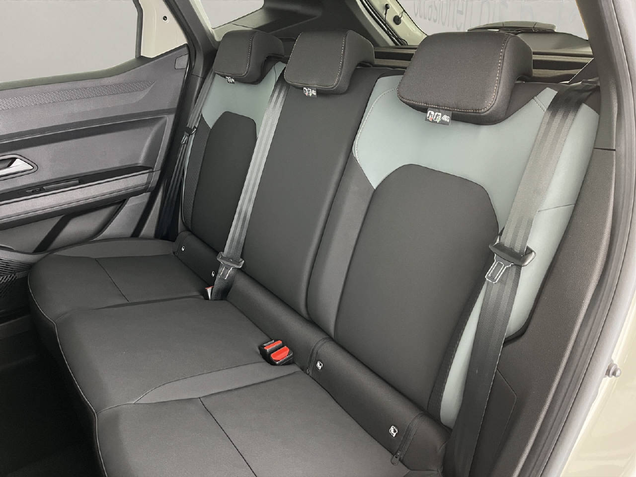 DACIA Duster 1.8 Hybrid Extreme-image-7