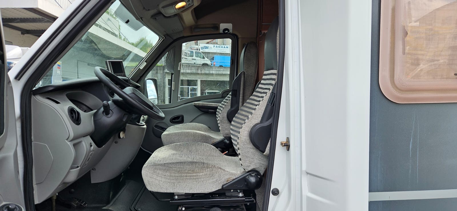 RENAULT Knaus tabbert-image-6