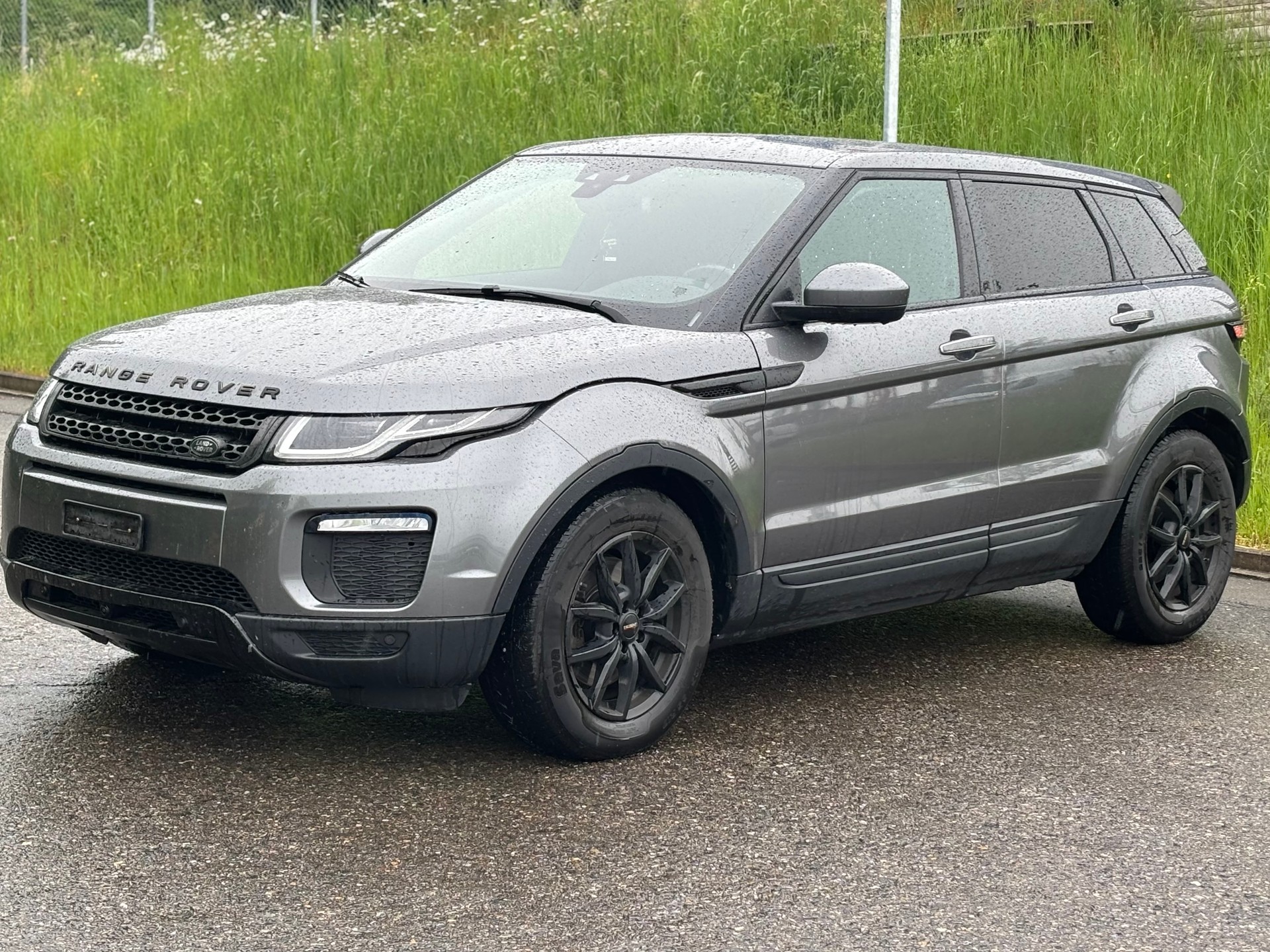 LAND ROVER Range Rover Evoque 2.0 TD4 Pure AT9