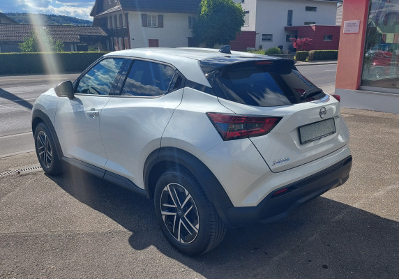 NISSAN Juke 1.0 DIG-T N-Connecta DCT-image-2