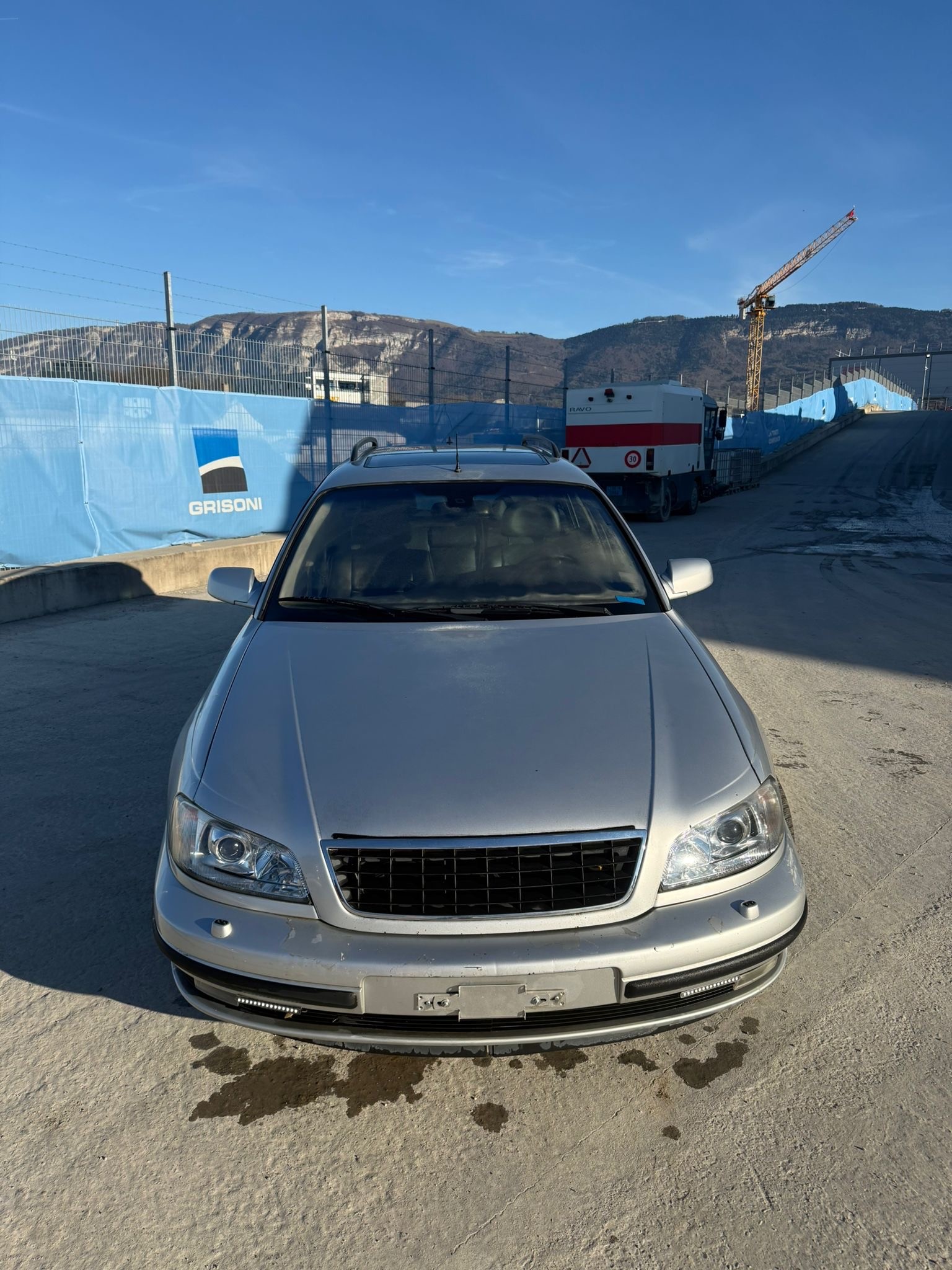 OPEL Omega 3.2i V6 Limited