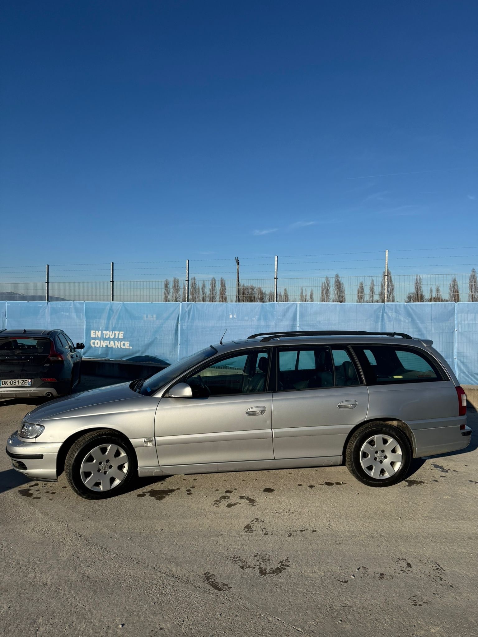 OPEL Omega 3.2i V6 Limited-image-7