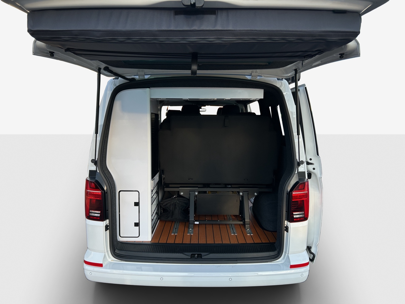VW T6.1 2.0 TDI Envia Free 4Motion DSG-image-12